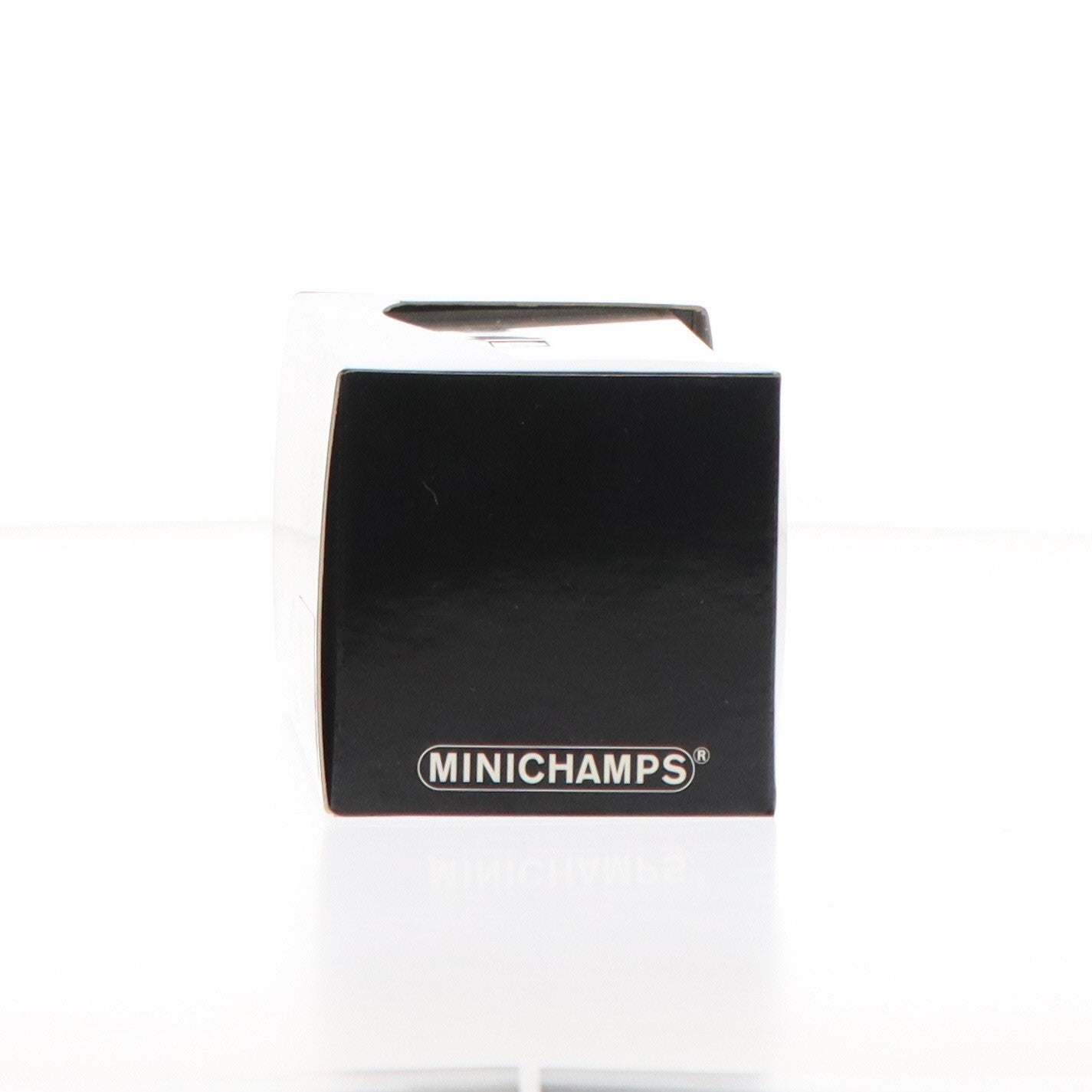 【中古即納】[MDL] 1/43 BMW M3 E30 1987(シルバー) 完成品 ミニカー(430020302) MINICHAMPS(ミニチャンプス)(20040220)