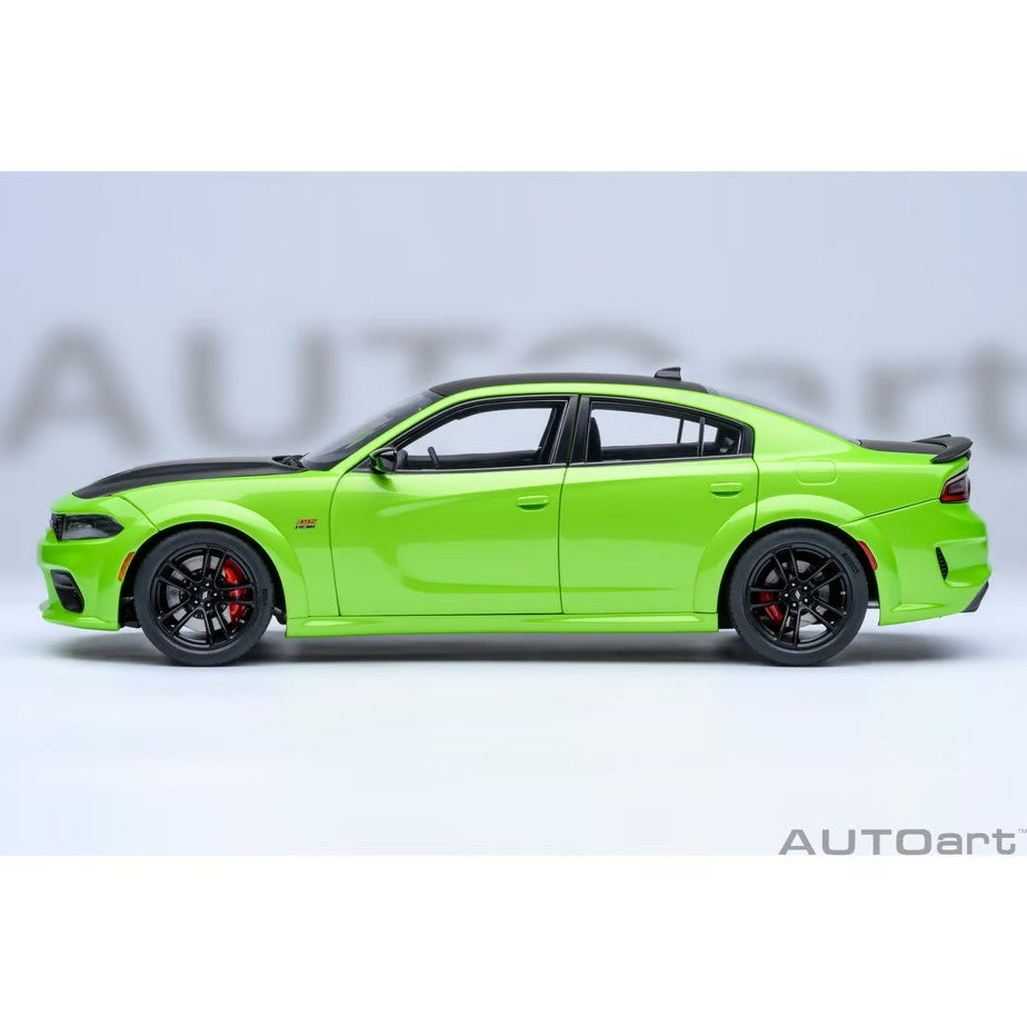 【予約安心出荷】[MDL] オートアート・コンポジットモデルシリーズ 1/18 ダッジ チャージャー スキャットパック ワイドボディ(メタリック・ライムグリーン×マットブラック(SUBLIME)) 完成品 ミニカー(71758) AUTOart(オートアート)(2026年9月)