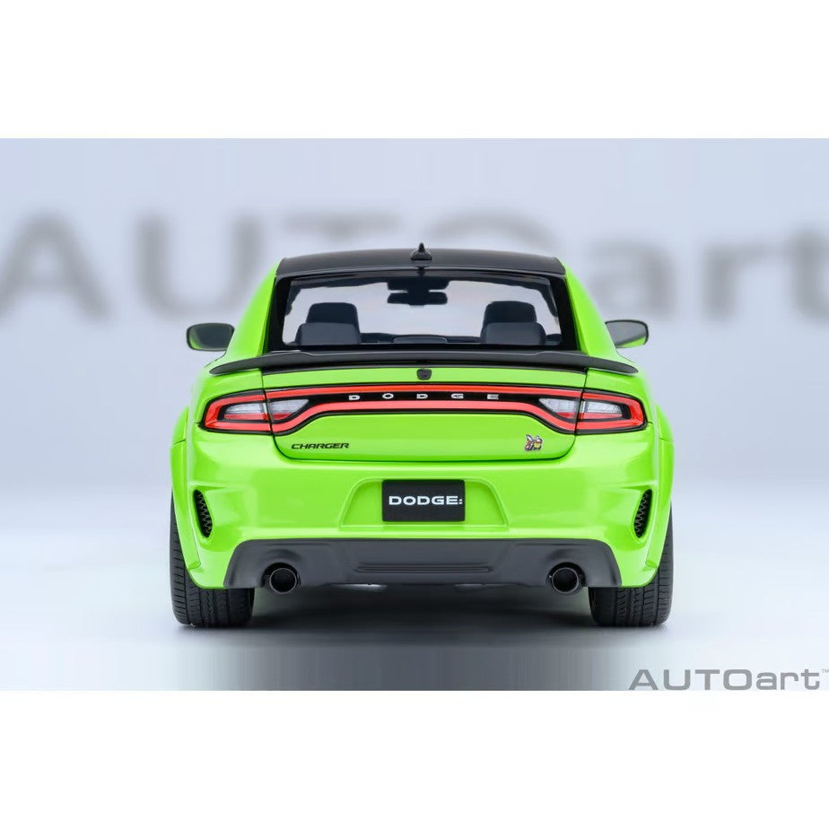 【予約安心出荷】[MDL] オートアート・コンポジットモデルシリーズ 1/18 ダッジ チャージャー スキャットパック ワイドボディ(メタリック・ライムグリーン×マットブラック(SUBLIME)) 完成品 ミニカー(71758) AUTOart(オートアート)(2026年9月)