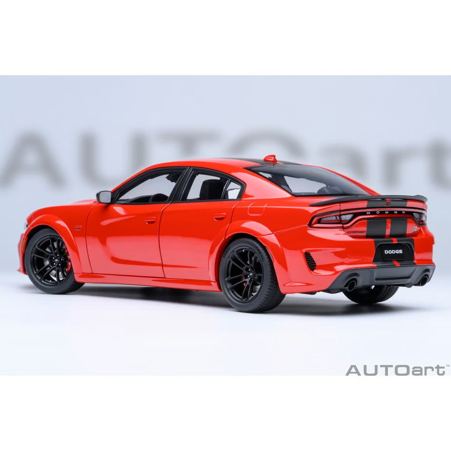 【予約安心出荷】[MDL] オートアート・コンポジットモデルシリーズ 1/18 ダッジ チャージャー スキャットパック ワイドボディ(レッド×カーボンブラック・ストライプ(TORRED)) 完成品 ミニカー(71759) AUTOart(オートアート)(2026年9月)