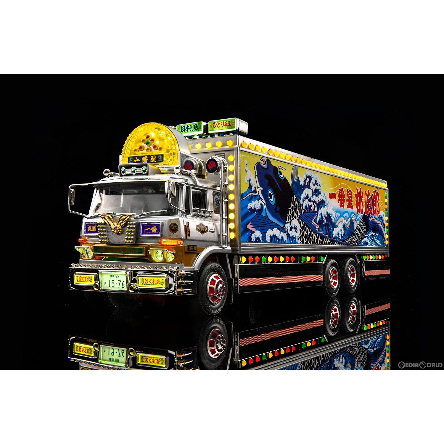 【新品】【お取り寄せ】[RC] 1/32 RCトラック野郎 No.SP 一番星 望郷一番星 ACアダプター付き ラジコン(111192) バンダイスピリッツ/スカイネット(アオシマ) (20231206)