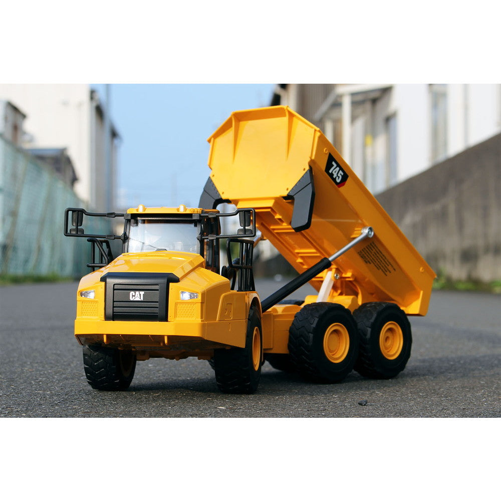 【新品即納】[RC] (再販) 電動RC建機シリーズ 1/24 キャタピラー CAT 745 アーティキュレートダンプトラック ライト&サウンドギミック搭載ver. ラジコン(DM25004) DIECAST MASTERS(ダイキャストマスター) (20241031)