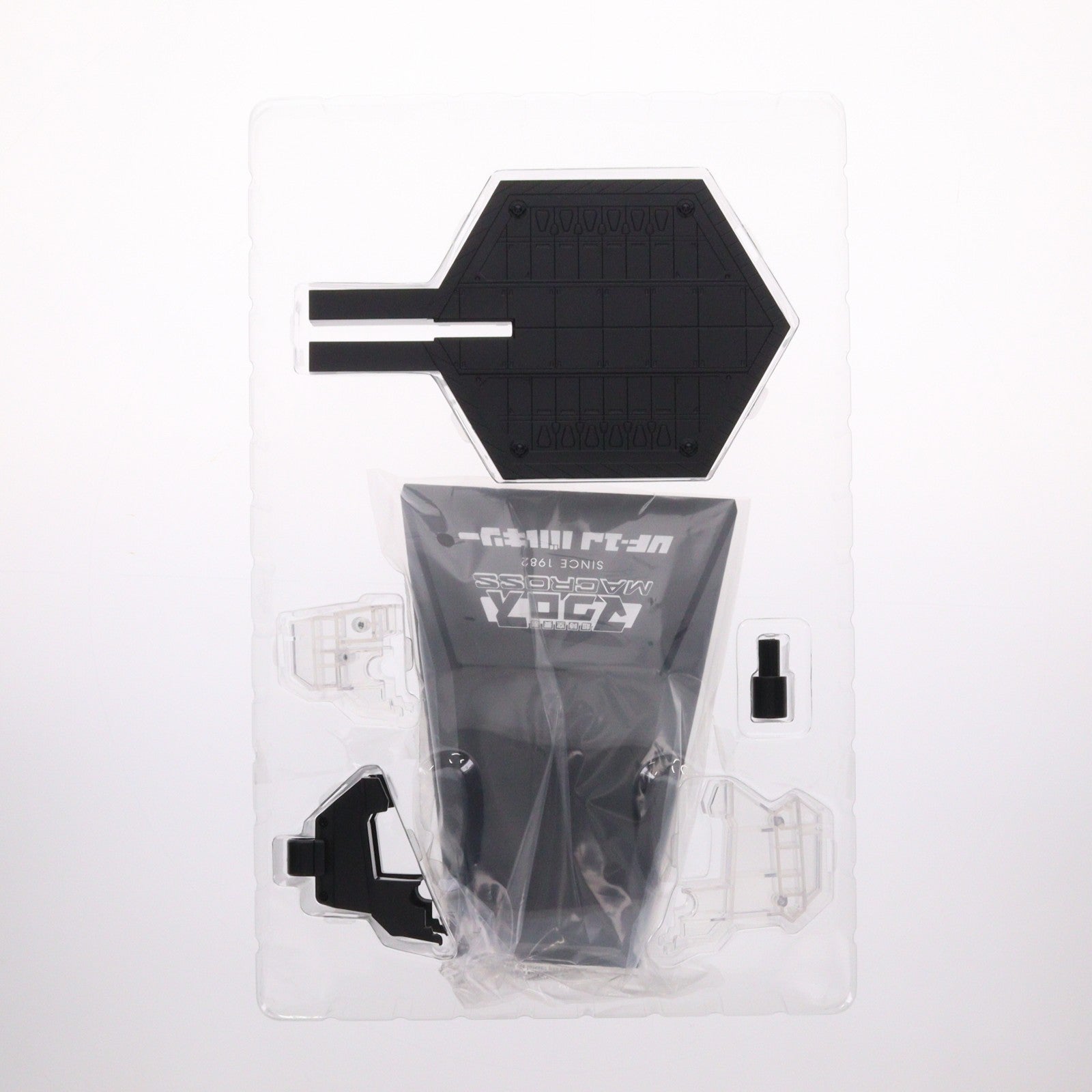 【中古即納】[TOY] TAMASHII NATIONS STORE限定 DX超合金 VF-1J バルキリー(一条輝機) -STORE LIMITED EDITION- 超時空要塞マクロス 完成トイ バンダイスピリッツ(20241115)