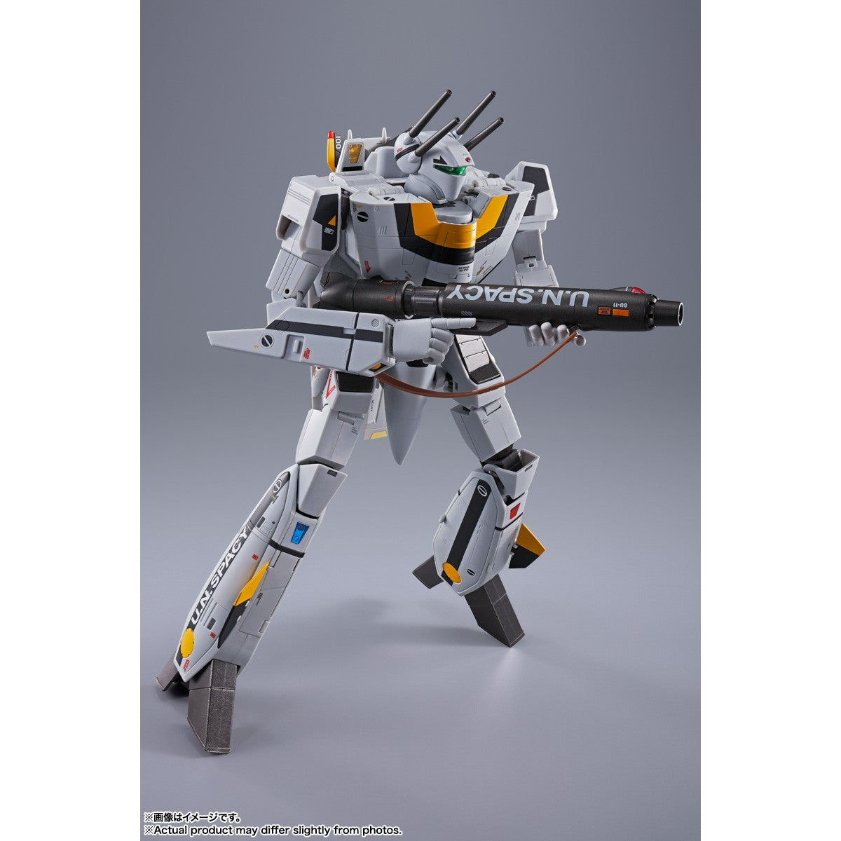 【予約安心出荷】[TOY] DX超合金 VF-1S バルキリー ロイ・フォッカースペシャル リバイバルVer. 超時空要塞マクロス 完成トイ バンダイスピリッツ(2026年8月)