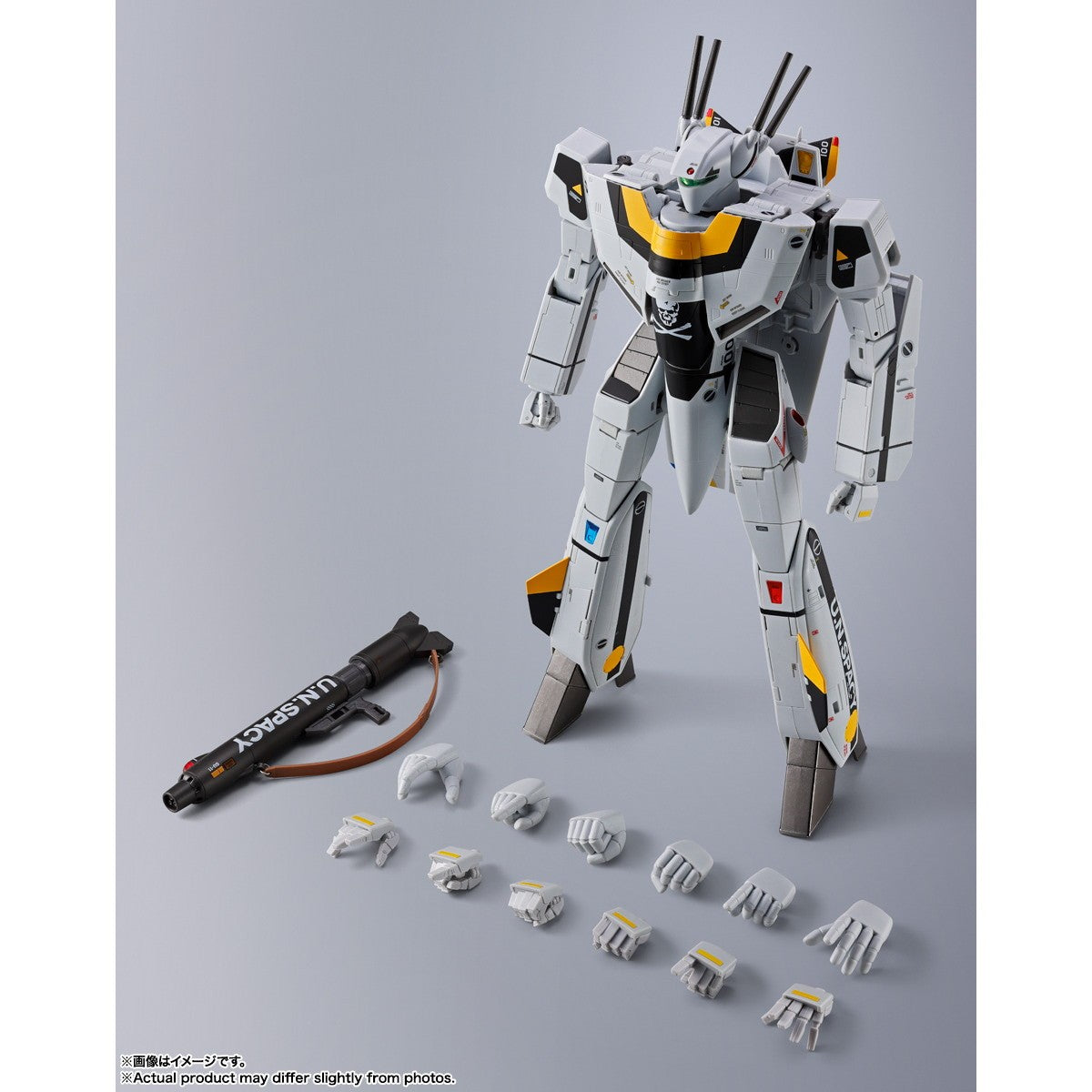 【予約安心出荷】[TOY] DX超合金 VF-1S バルキリー ロイ・フォッカースペシャル リバイバルVer. 超時空要塞マクロス 完成トイ バンダイスピリッツ(2026年8月)