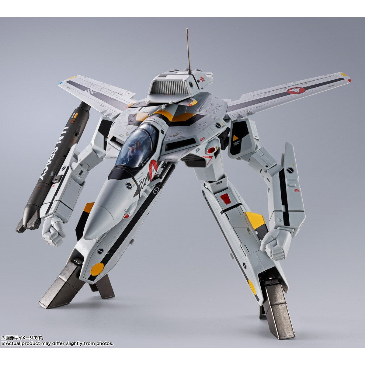 【予約安心出荷】[TOY] DX超合金 VF-1S バルキリー ロイ・フォッカースペシャル リバイバルVer. 超時空要塞マクロス 完成トイ バンダイスピリッツ(2026年8月)