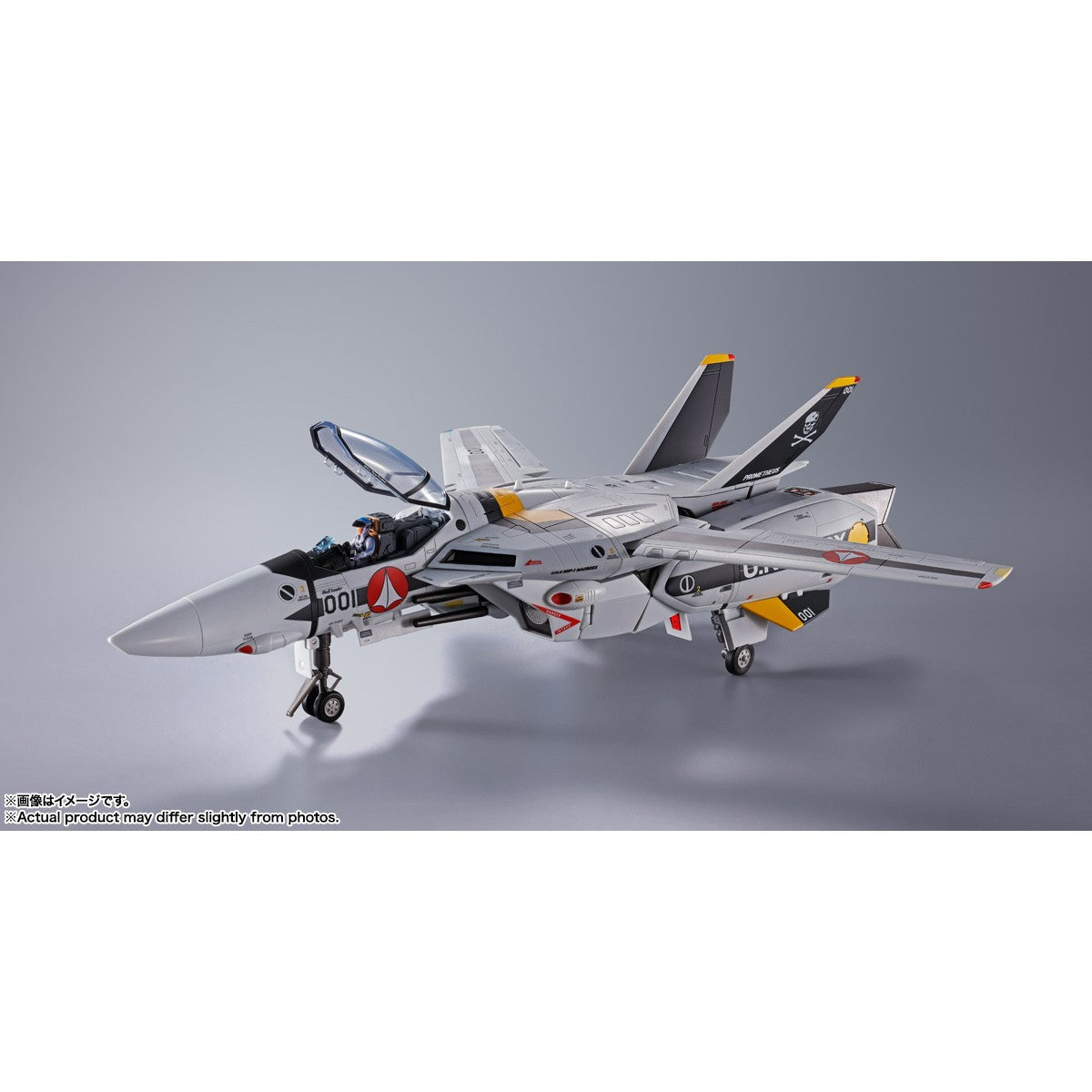 【予約安心出荷】[TOY] DX超合金 VF-1S バルキリー ロイ・フォッカースペシャル リバイバルVer. 超時空要塞マクロス 完成トイ バンダイスピリッツ(2026年8月)