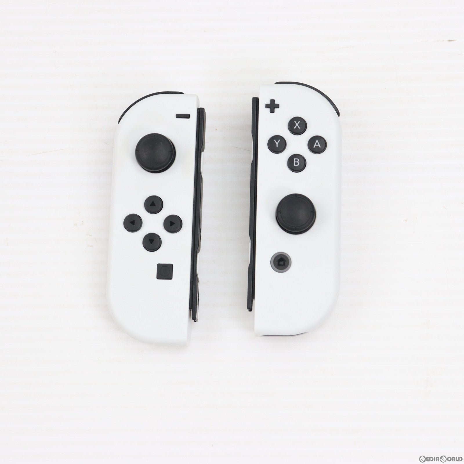 中古即納】[Switch](本体)Nintendo Switch(有機ELモデル) ニンテンドースイッチ Joy-Con(L)/(R) ホワイト (HEG-S-KAAAA)