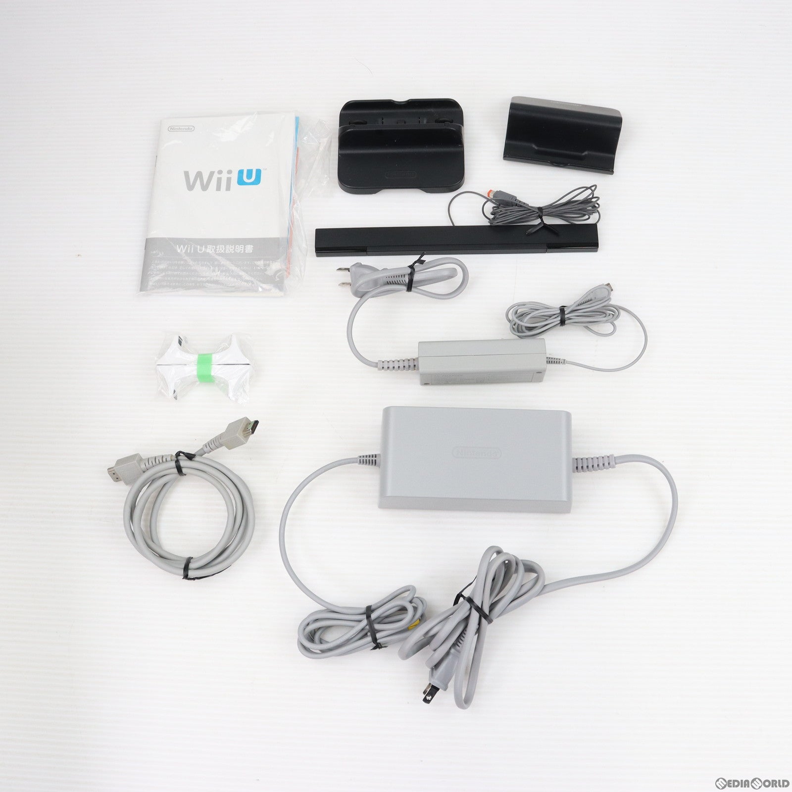 【中古即納】[本体][WiiU]Wii U すぐに遊べる マリオカート8セット シロ(WUP-S-WAGH)(20141113)