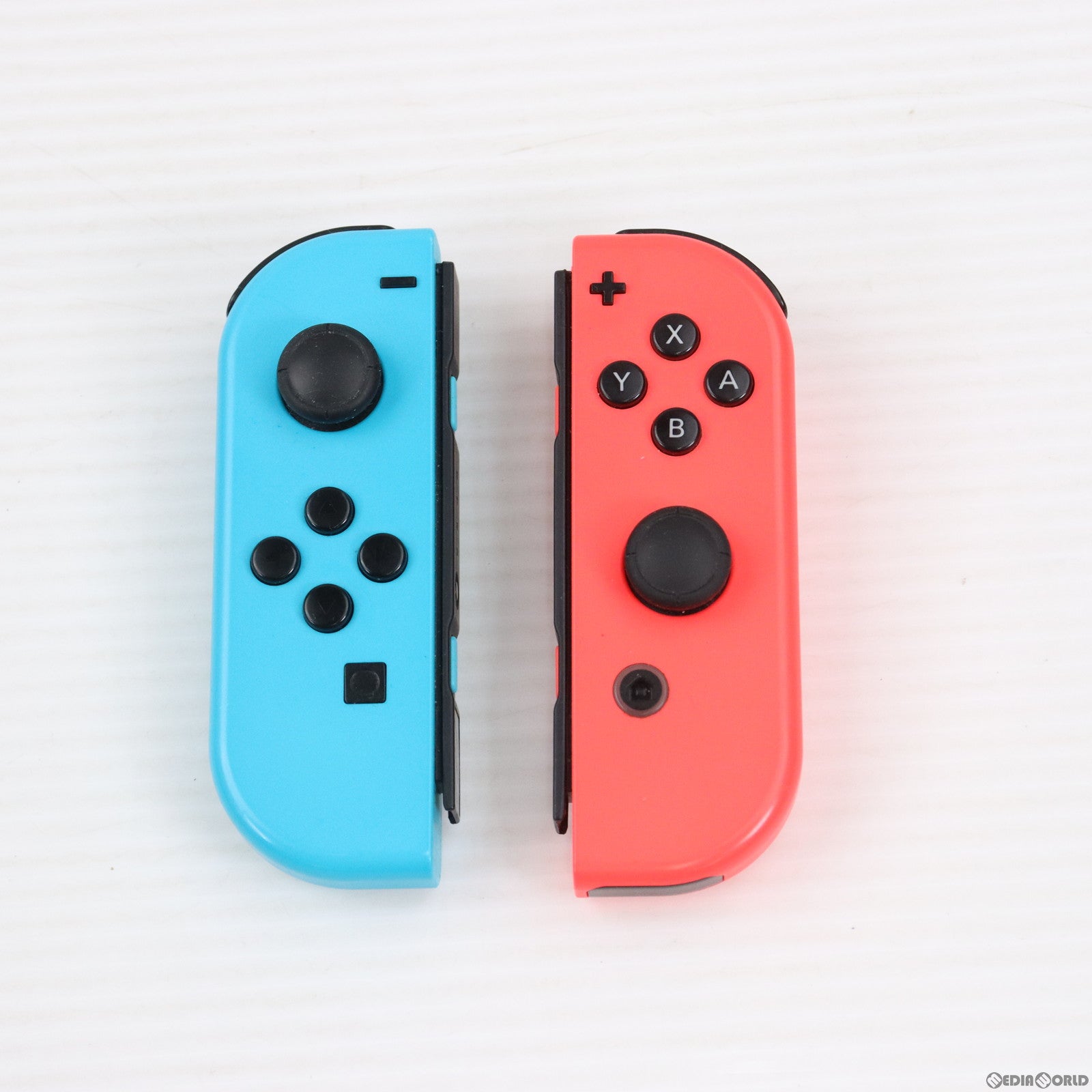 【中古即納】[本体][Switch]Nintendo Switch(ニンテンドースイッチ) Joy-Con(L) ネオンブルー/(R) ネオンレッド(HAC-S-KABAA)(20170303)