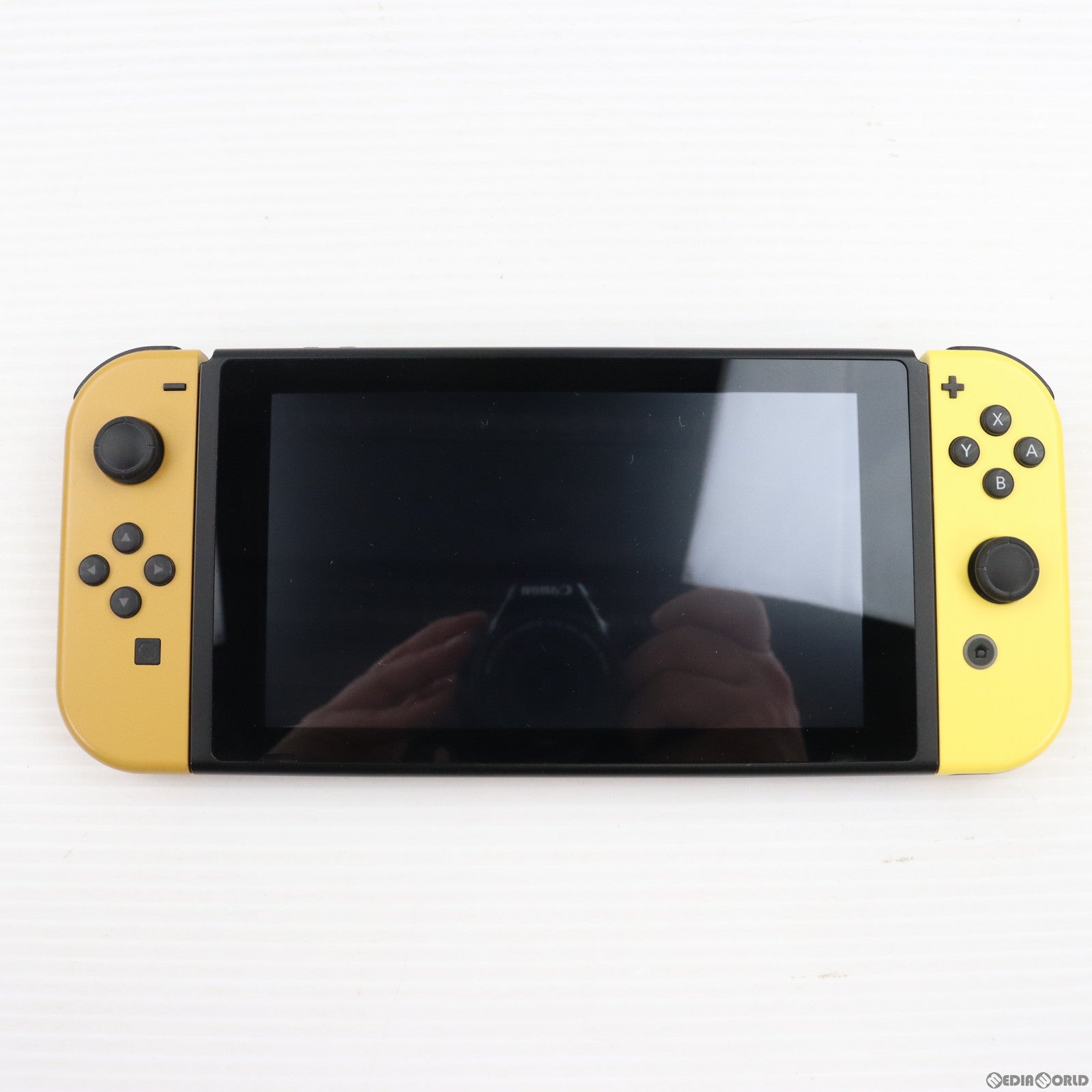 【中古即納】[本体][Switch](ソフト無し)Nintendo Switch(ニンテンドースイッチ) ポケットモンスター Let's Go! ピカチュウセット(モンスターボール Plus付き)(HAC-S-KFAGA)(20181116)