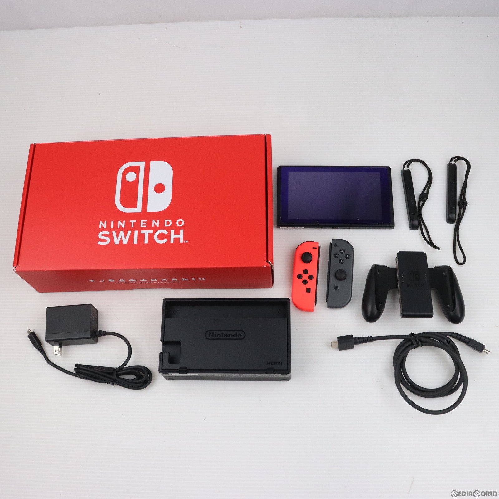 【中古即納】[本体][Switch]マイニンテンドーストア限定 Nintendo Switch(ニンテンドースイッチ) カスタマイズ  Joy-Con(L) ネオンレッド/(R) グレー Joy-Conストラップ ブラック(HAC-S-KABAA)(20170303)