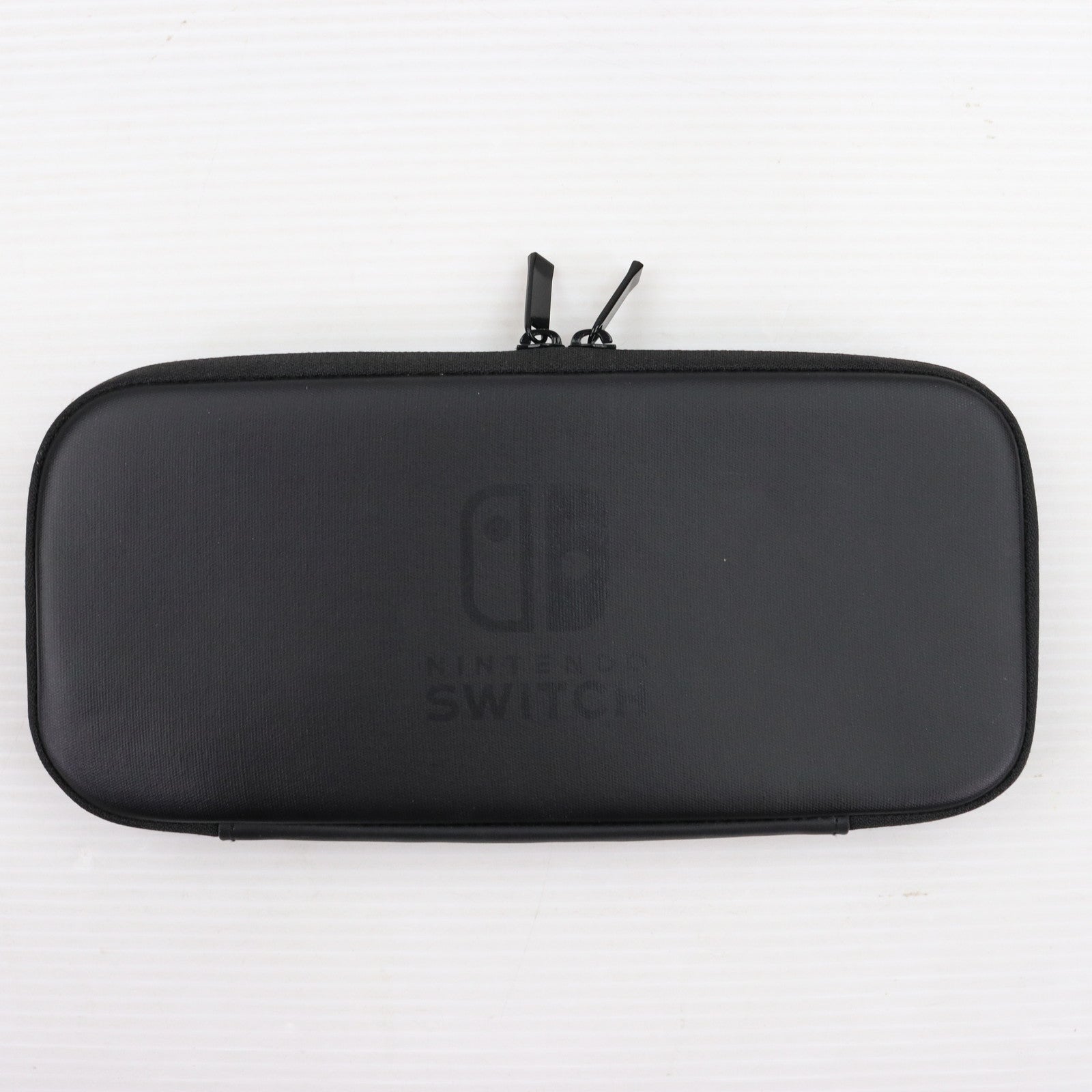 【中古即納】[ACC][Switch] (画面保護シート無し) Nintendo Switch(ニンテンドースイッチ) キャリングケース 任天堂(HAC-A-PSSAA) (20170303)