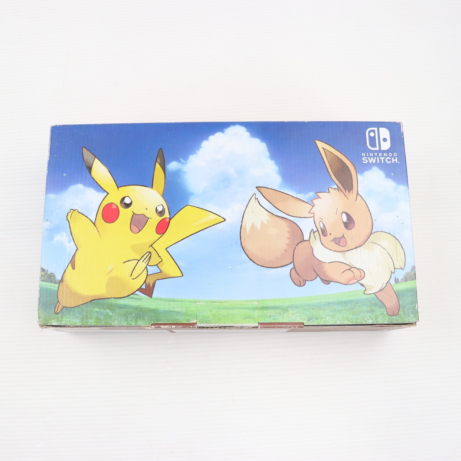 中古即納】[Switch](本体)(ソフト無し)Nintendo Switch(ニンテンドースイッチ) ポケットモンスター Let's Go!  ピカチュウセット(モンスターボール Plus付き)(HAC-S-KFAGA)