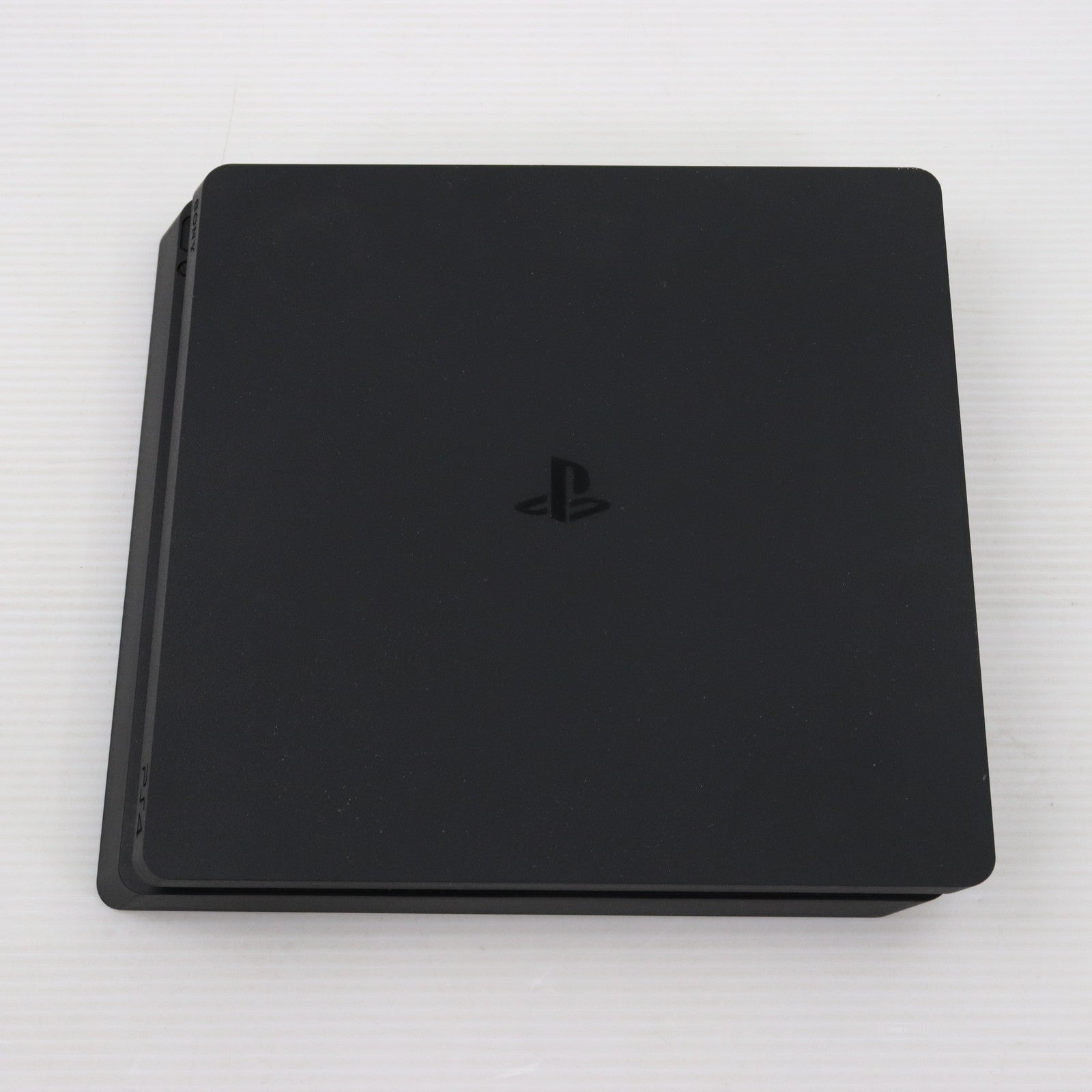 中古即納】[PS4](本体)プレイステーション4 PlayStation4 ジェット・ブラック HDD500GB(CUH-2100AB01)