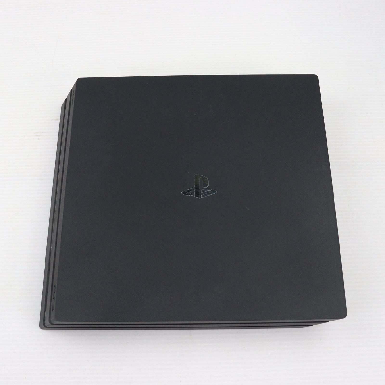 中古即納】[PS4](本体)プレイステーション4 プロ PlayStation4 Pro ジェット・ブラック 1TB(CUH-7000BB01)