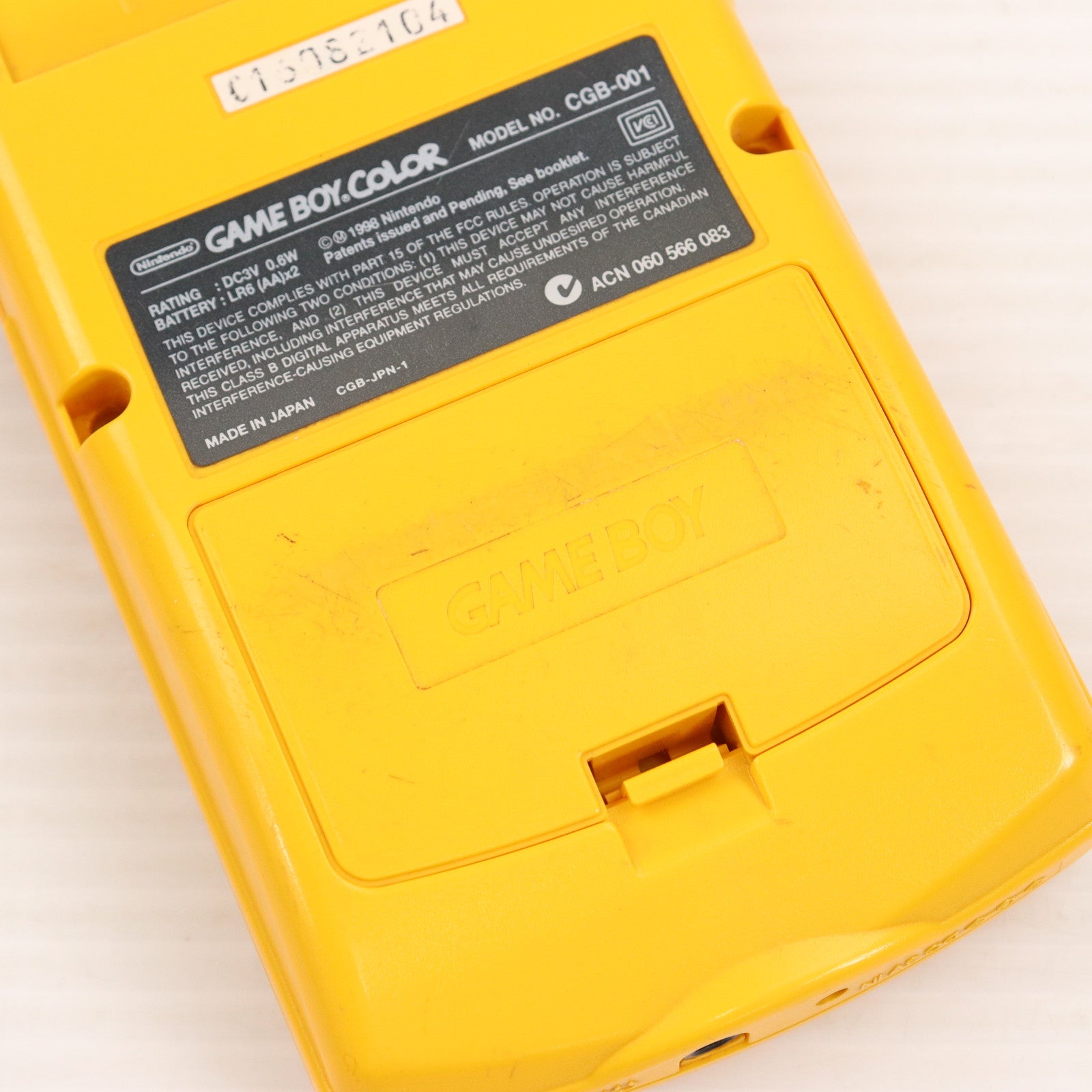 【中古即納】[GBC](本体)ゲームボーイカラー GAMEBOY COLOR イエロー(CGB-001)(19981021)