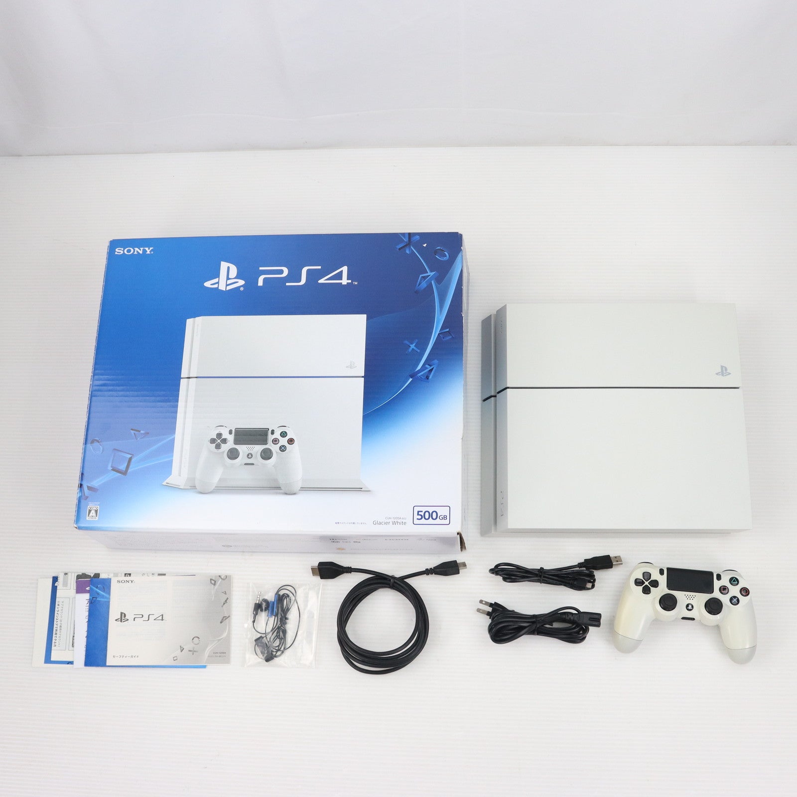 【中古即納】[本体][PS4]プレイステーション4 PlayStation4 グレイシャー・ホワイト  HDD500GB(CUH-1200AB02)(20150625)