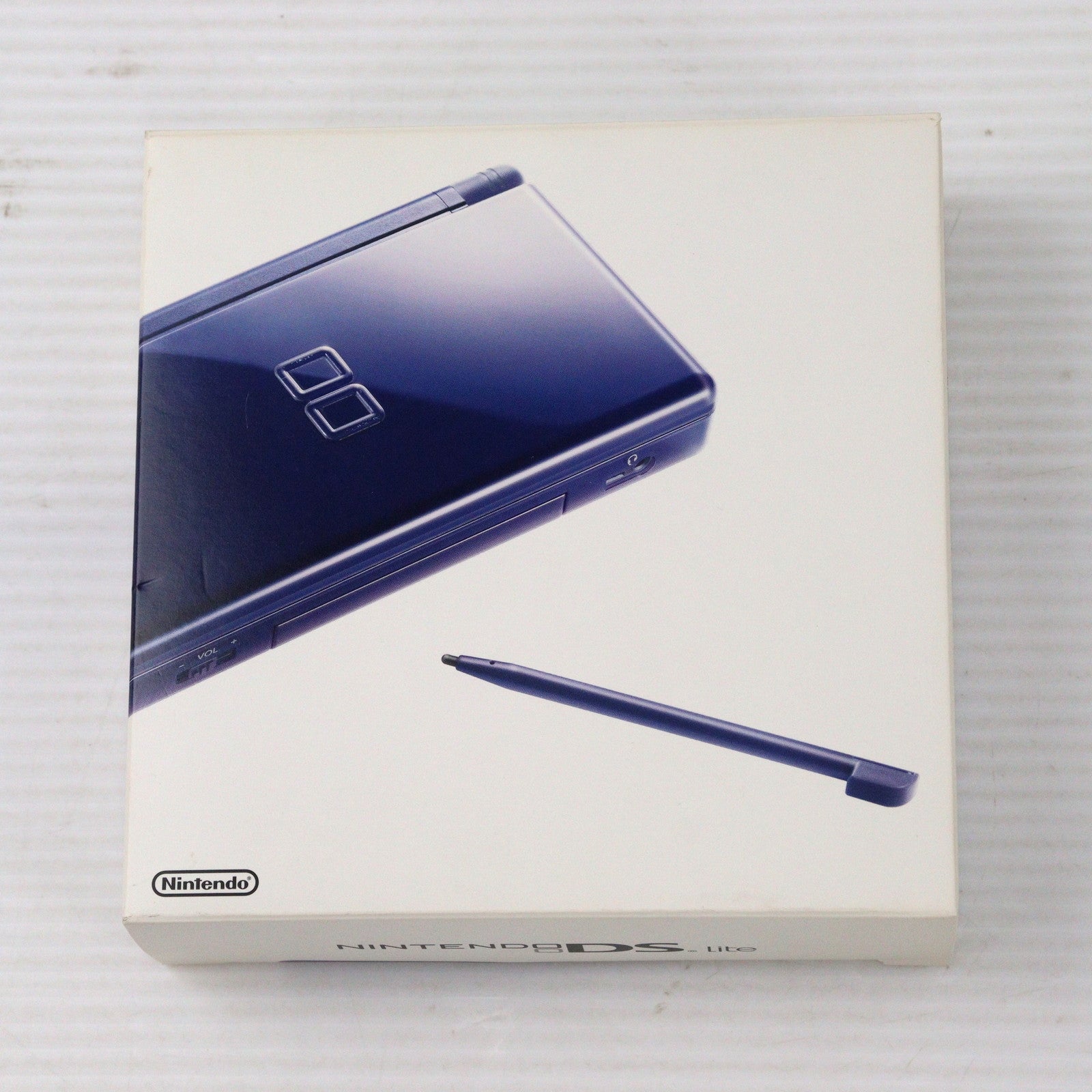 【中古即納】[NDS](本体)ニンテンドーDS Lite(ライト) エナメルネイビー(USG-S-NBA) 任天堂 (20060311)