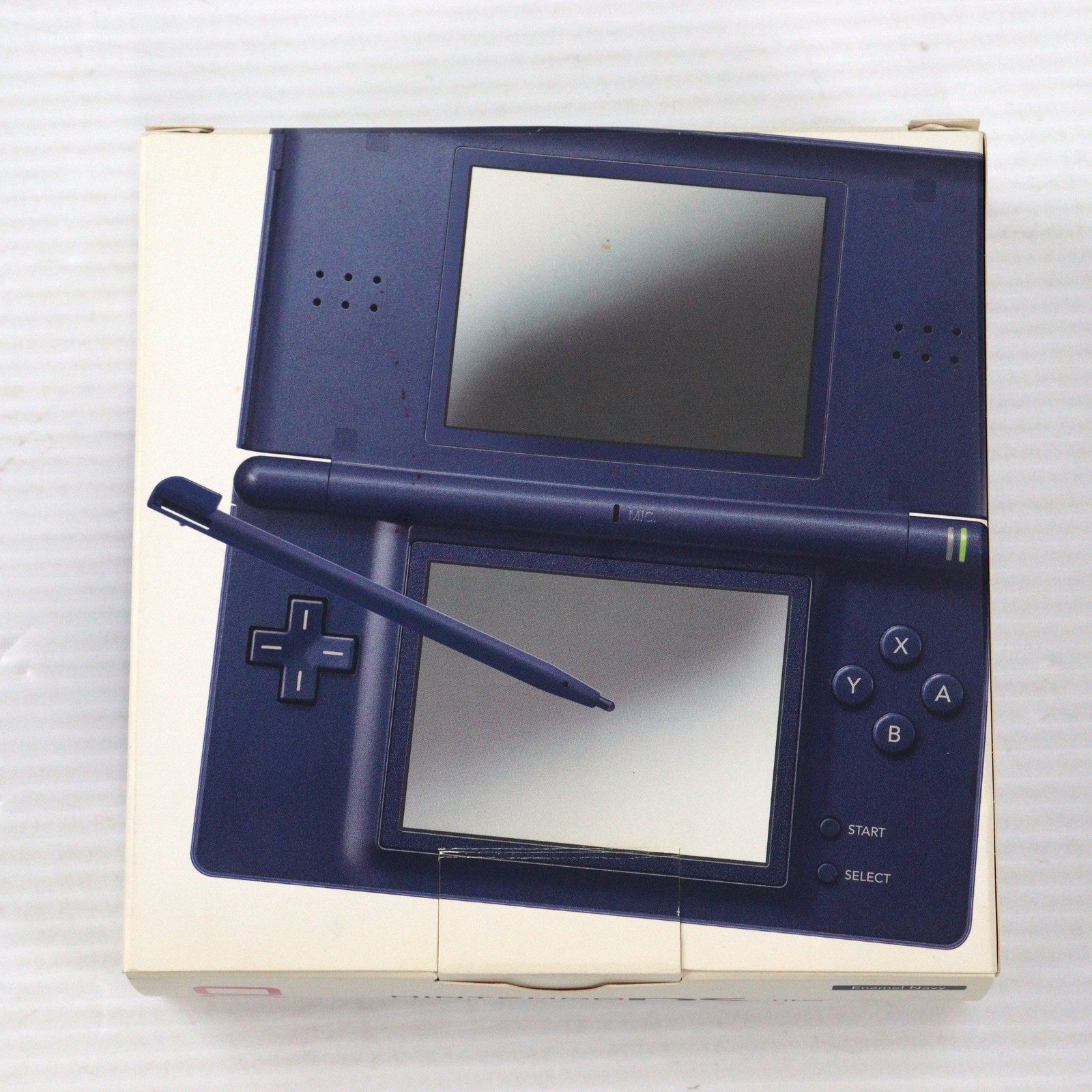 【中古即納】[NDS](本体)ニンテンドーDS Lite(ライト) エナメルネイビー(USG-S-NBA) 任天堂 (20060311)