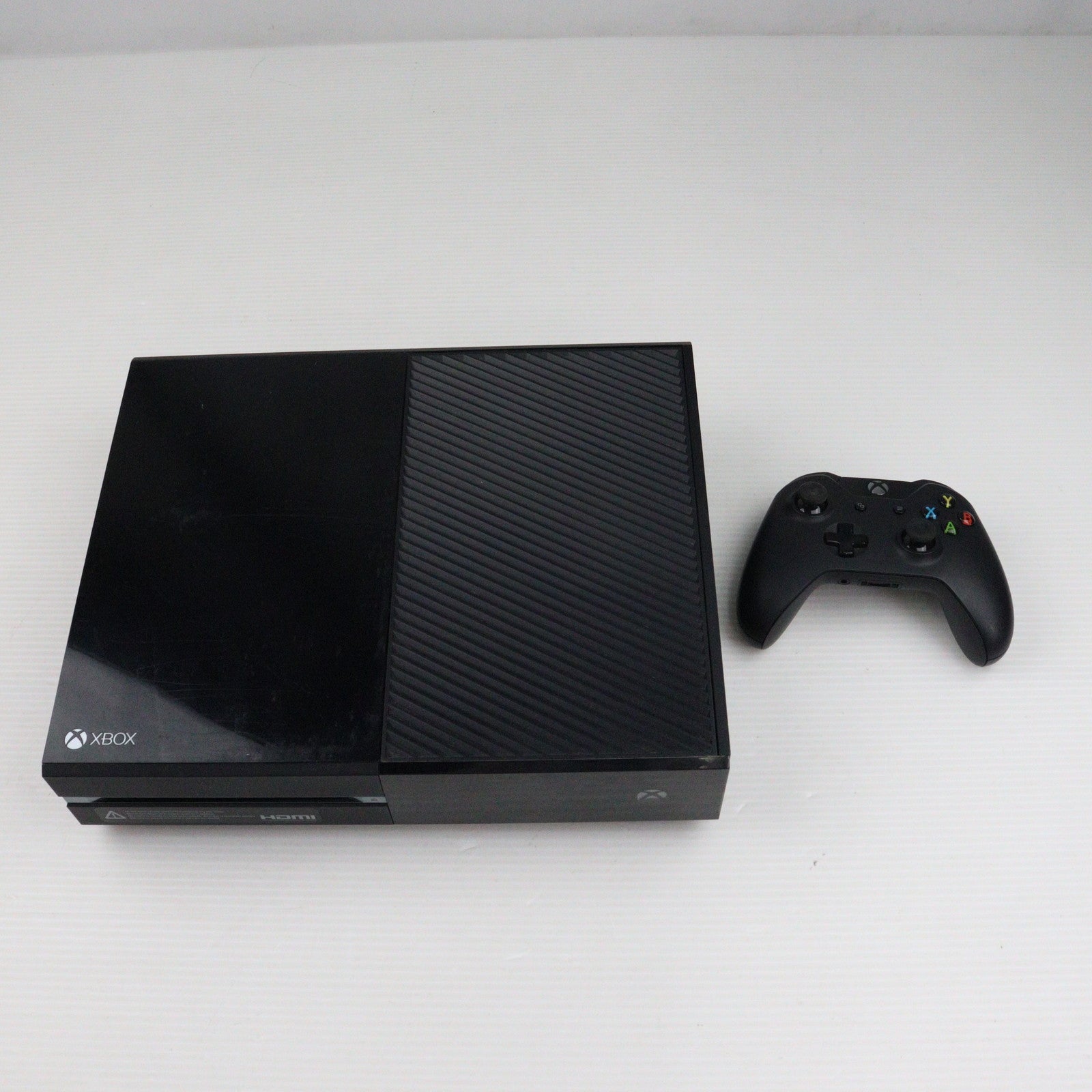 【中古即納】[本体][XboxOne]Xbox One (エックスボックス ワン)(5C5-00019)(20140904)