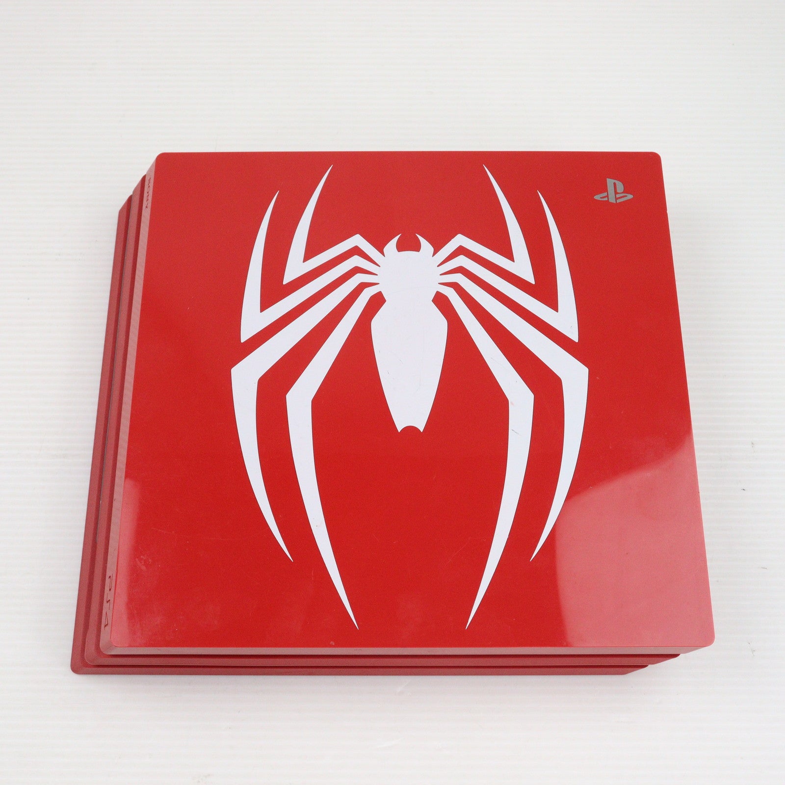 【中古即納】[PS4](本体)プレイステーション4 プロ PlayStation 4 Pro Marvel's Spider-Man(マーベル スパイダーマン) Limited Edition(CUHJ-10027) ソニー・インタラクティブエンタテインメント (20180907)