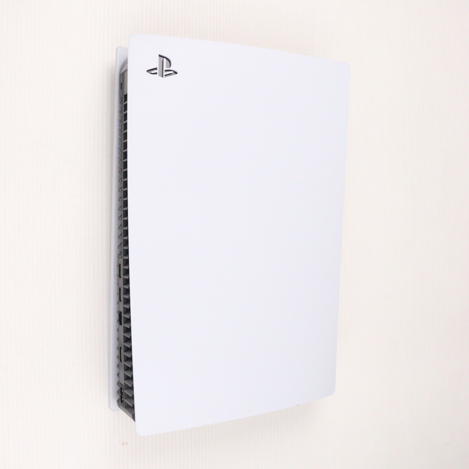 【中古即納】[PS5] (本体) プレイステーション5 PlayStation5 デジタル・エディション(CFI-1000B01)(20201112)