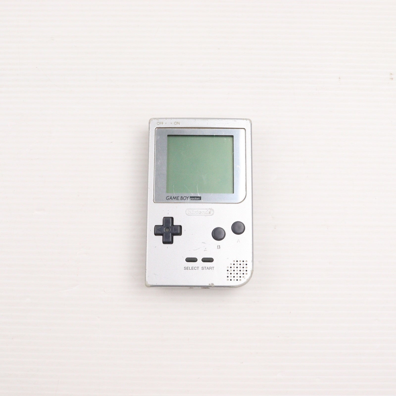 【中古即納】[GB] (本体) ゲームボーイポケット GAME BOY pocket シルバー(MGB-001)(19961019)