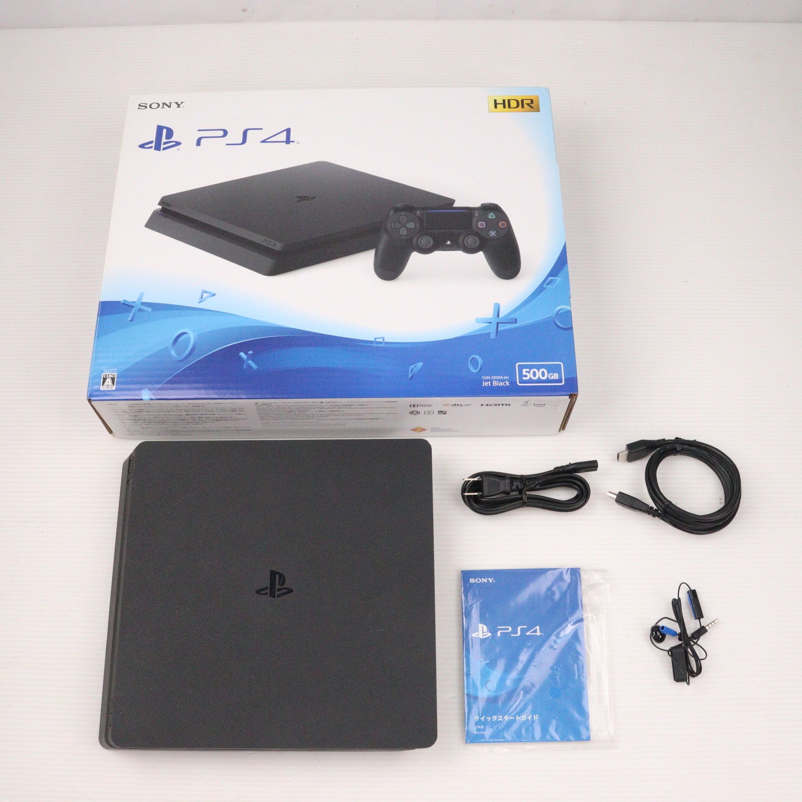 【中古即納】[PS4] (本体) プレイステーション4 PlayStation4 ジェット・ブラック HDD500GB(CUH-2200AB01)(20180702)