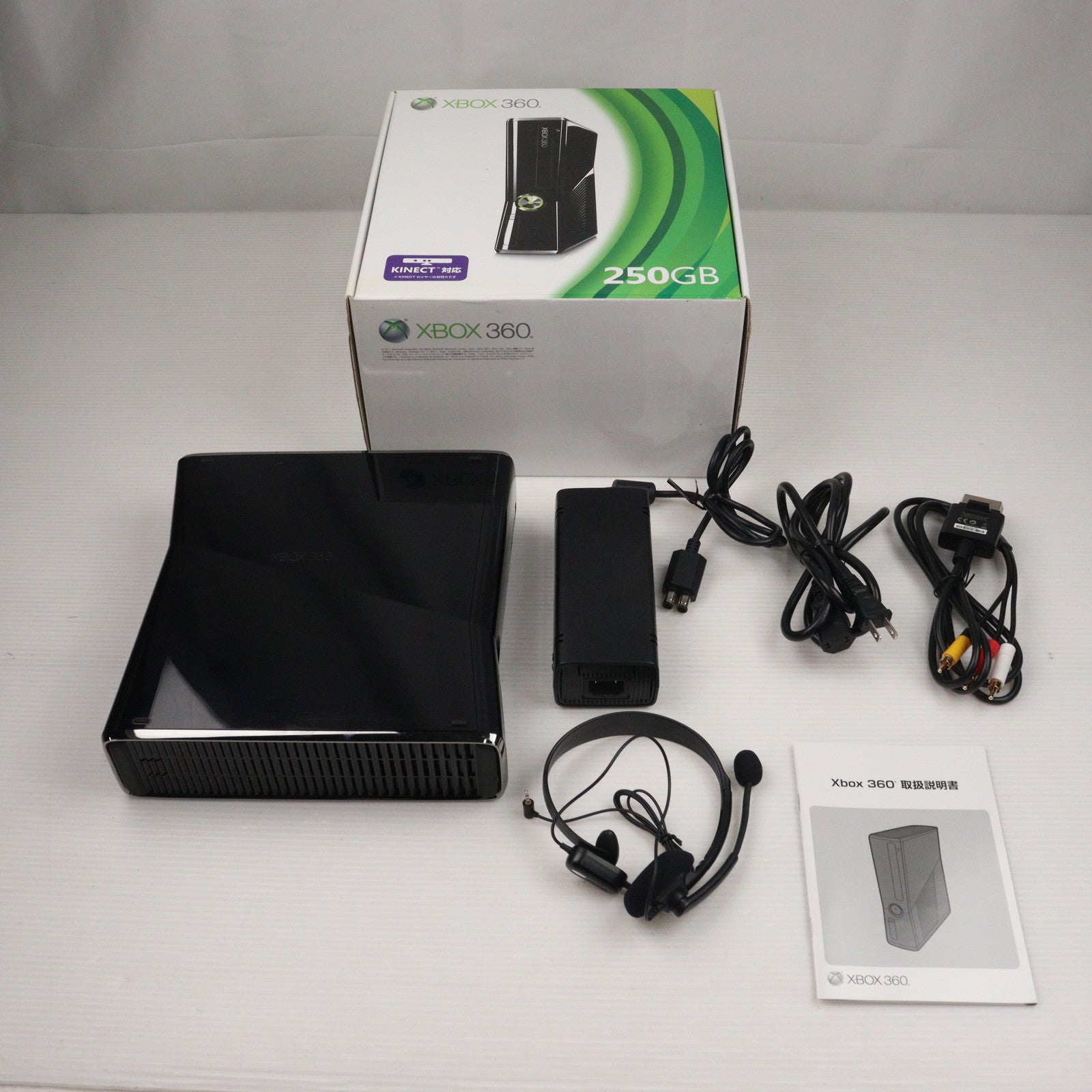中古即納】[Xbox360](本体) Xbox360 250GB(RKH-00014)