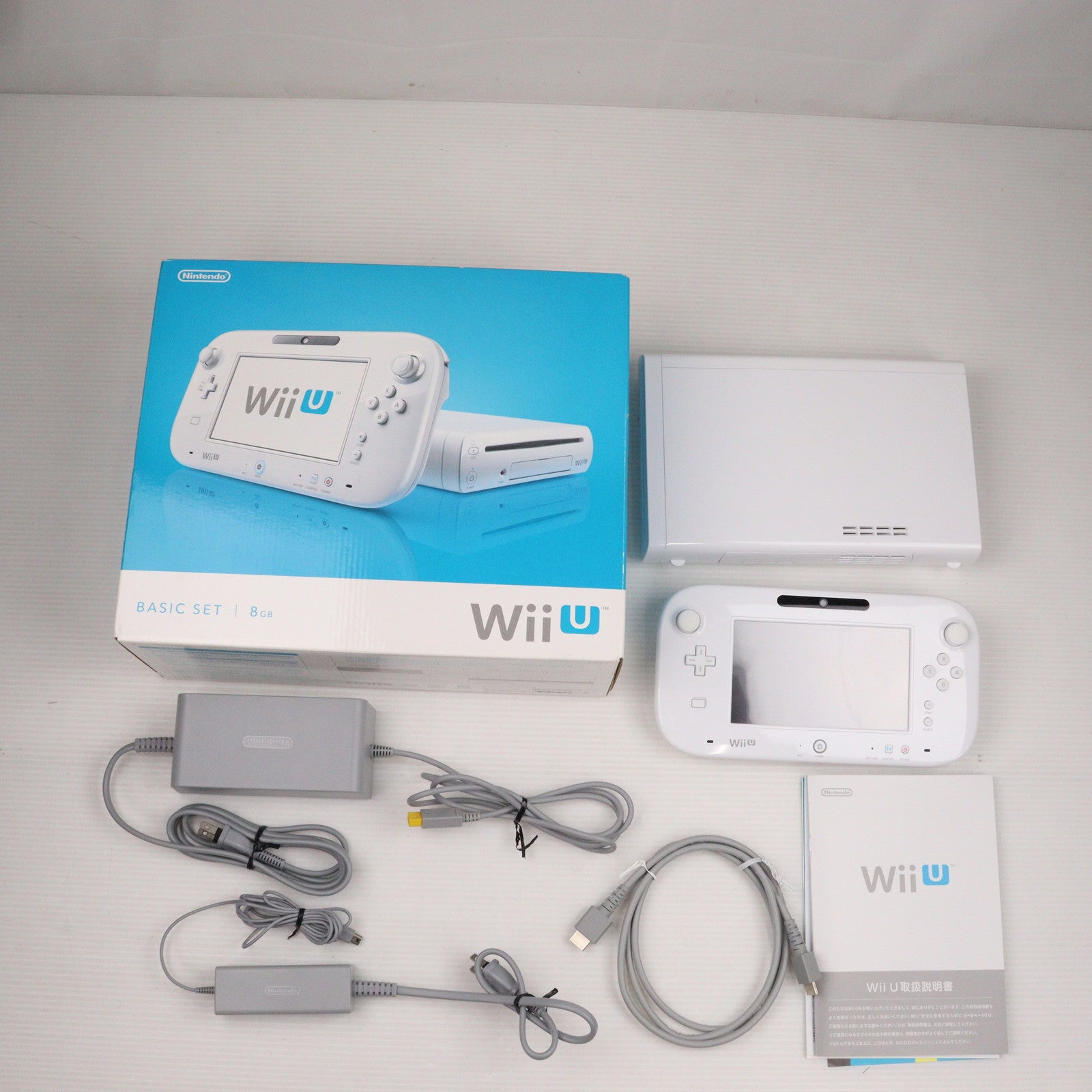 中古即納】[WiiU](本体) Wii U ベーシックセット 白 BASIC SET Shiro(本体メモリー8GB)(WUP-S-WAAA)