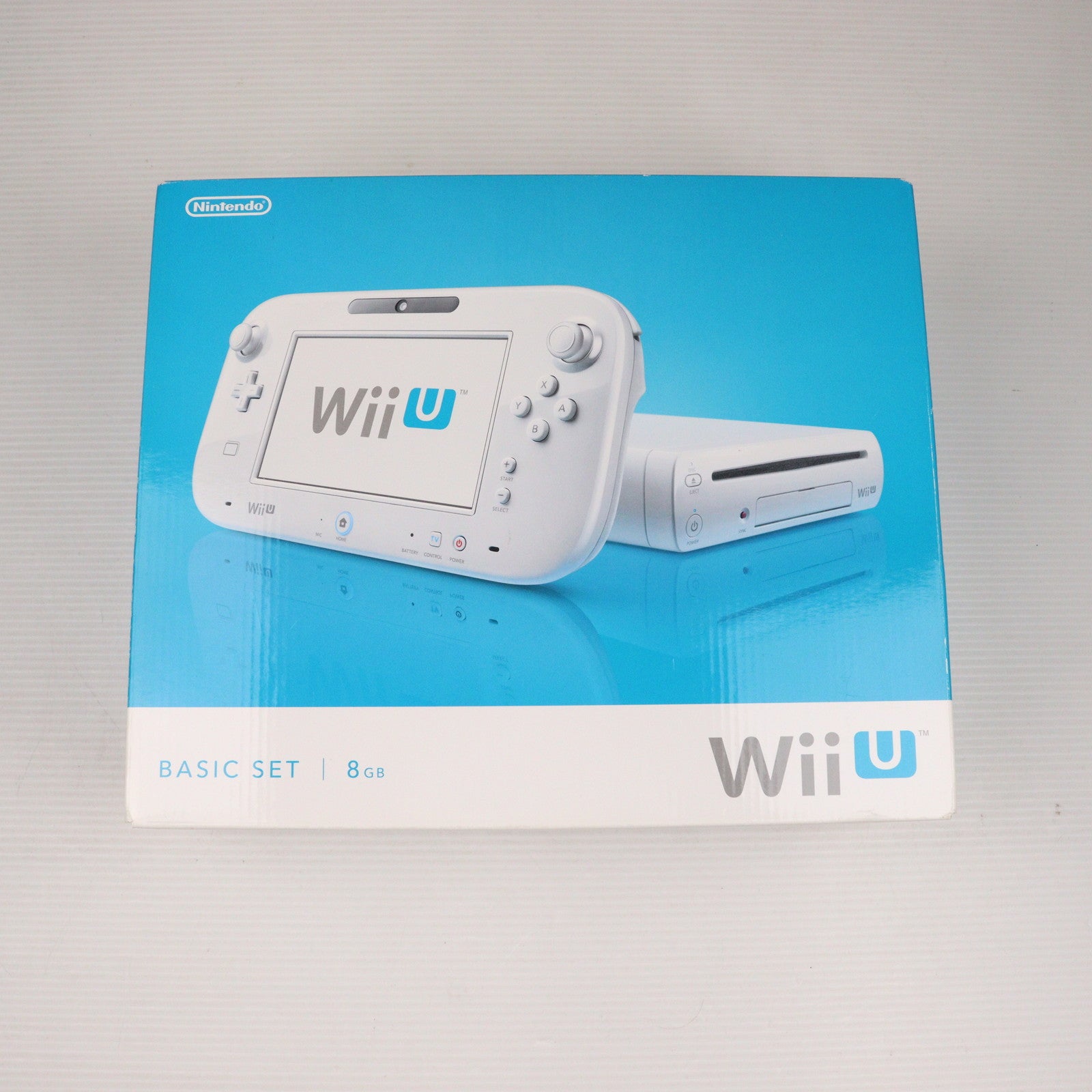 【中古即納】[WiiU] (本体) Wii U ベーシックセット 白 BASIC SET Shiro(本体メモリー8GB)(WUP-S-WAAA)(20121208)