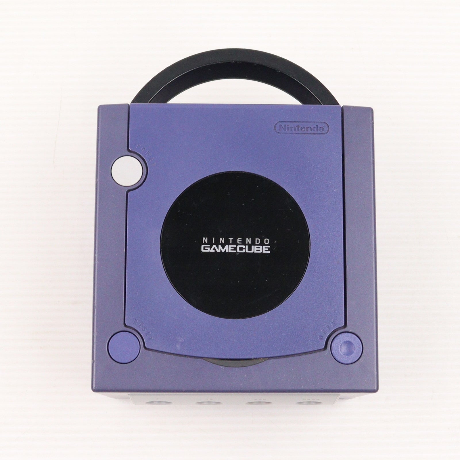 【中古即納】[GC] (本体) ニンテンドー ゲームキューブ NINTENDO GAMECUBE バイオレット(DOL-VTA)(20010914)