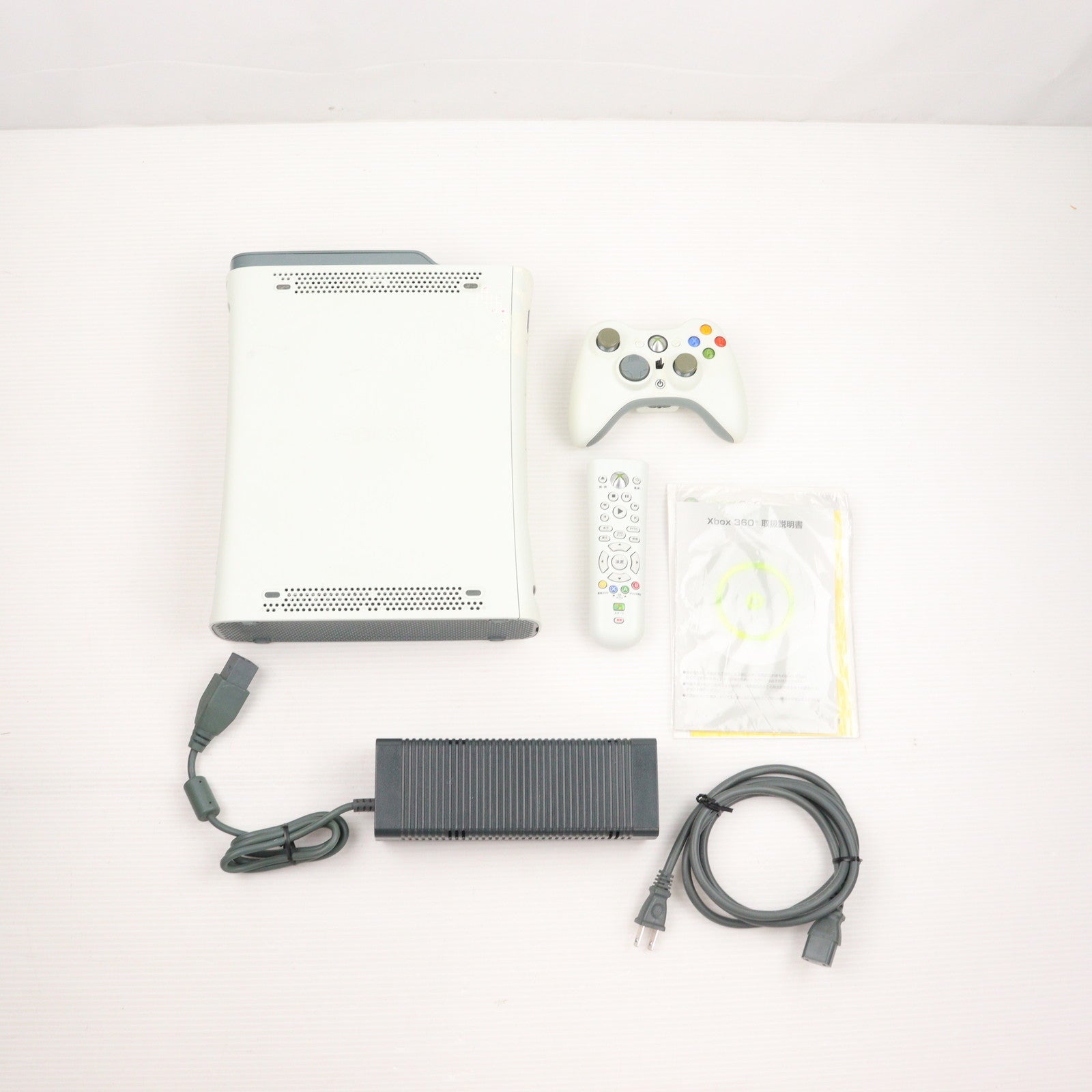 【中古即納】[Xbox360] (本体) Xbox 360 スタンダードモデル 60GB HDMI端子搭載型(B4J-00184)(20080911)