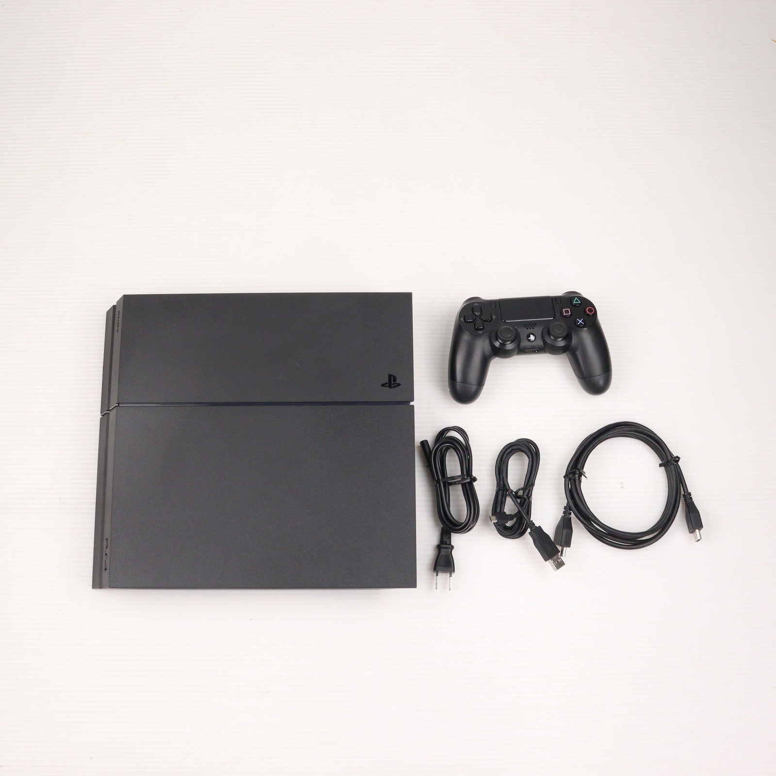 【中古即納】[PS4] (本体) プレイステーション4 PlayStation4 ジェット・ブラック 1TB(CUH-1200BB01)(20151203)