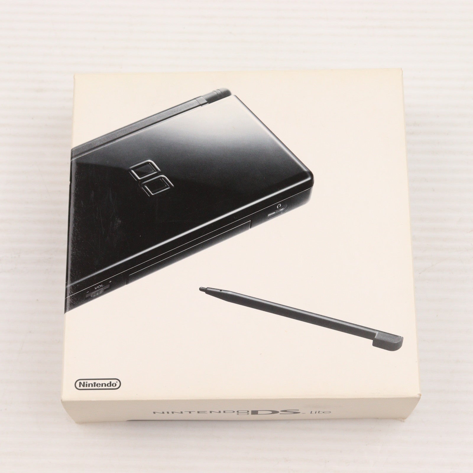 【中古即納】[NDS] (本体) ニンテンドーDS Lite(ライト) ジェットブラック 任天堂(USG-S-KA)(20060902)