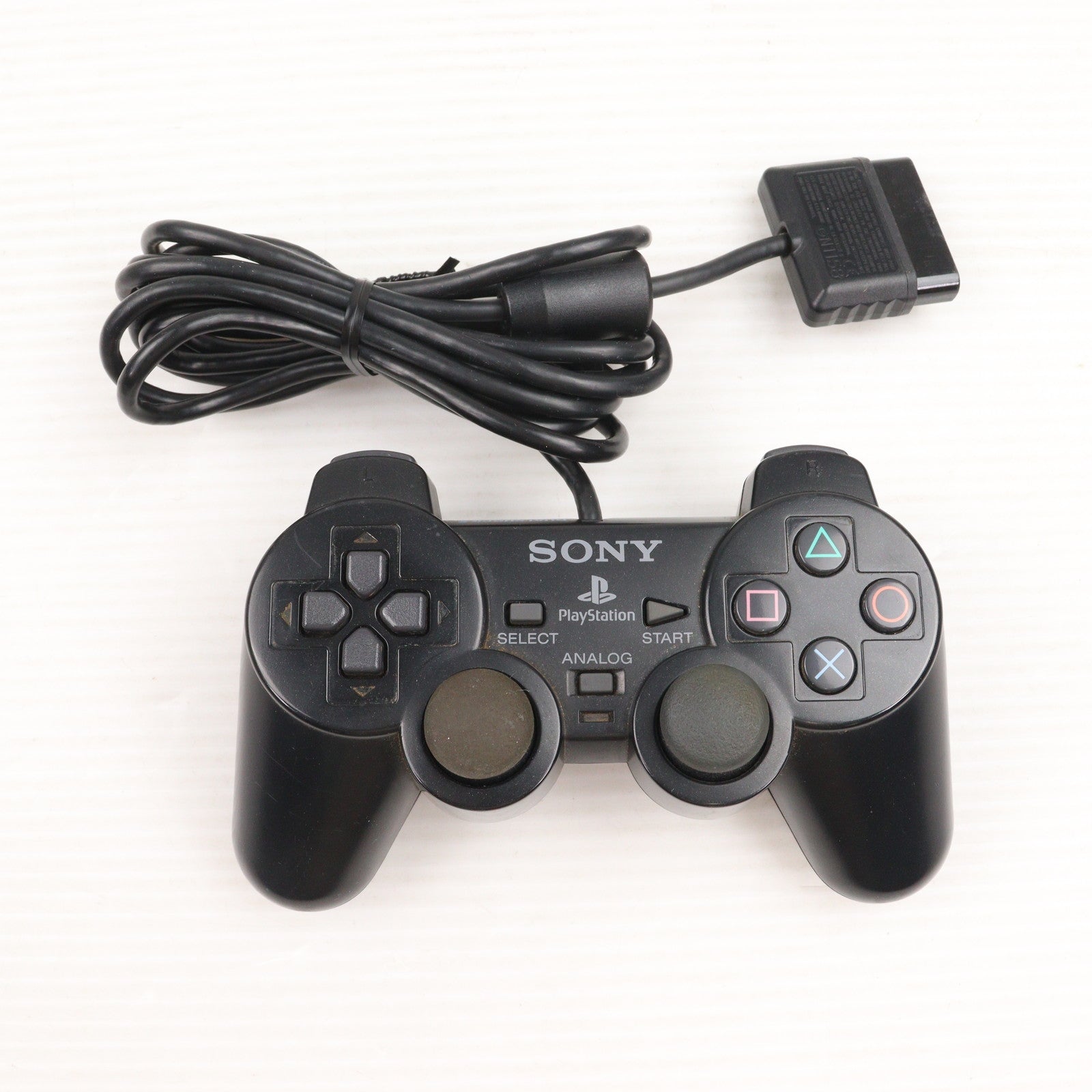 【中古即納】[PS2] (本体) PlayStation2(プレイステーション2) ゼン・ブラック SCE(SCPH-37000B)(20020801)