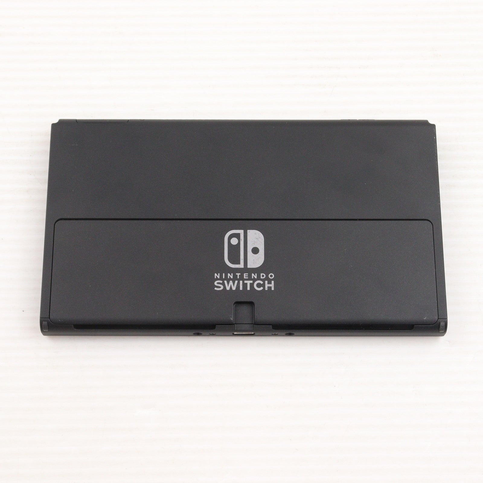 【中古即納】[Switch] (本体) Nintendo Switch(有機ELモデル) ニンテンドースイッチ Joy-Con(L)/R ホワイト 任天堂(HEG-S-KAAAA)(20211008)