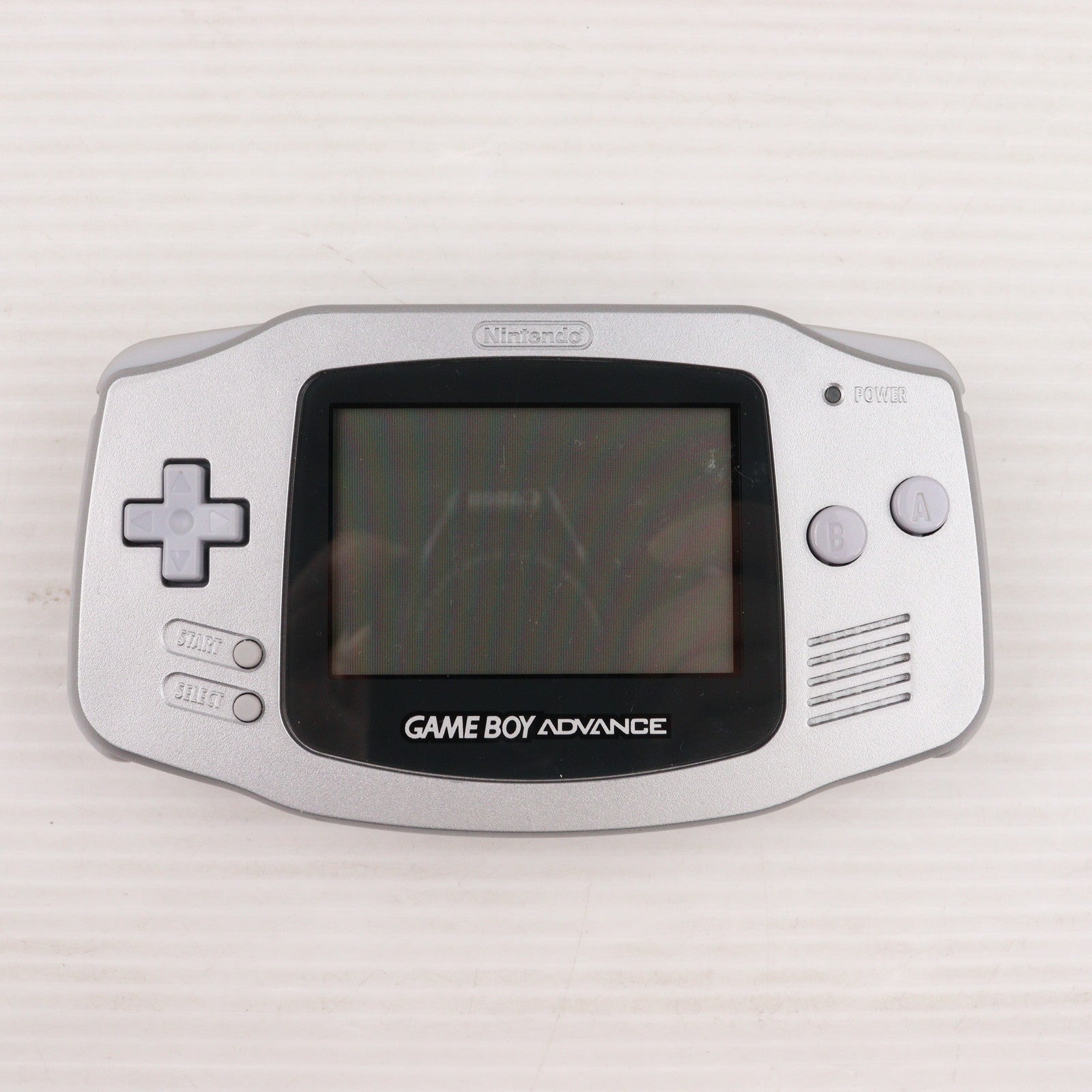 【中古即納】[GBA] (本体) ゲームボーイアドバンス GAMEBOY ADVANCE シルバー 任天堂(AGB-S-PLA)(20020927)