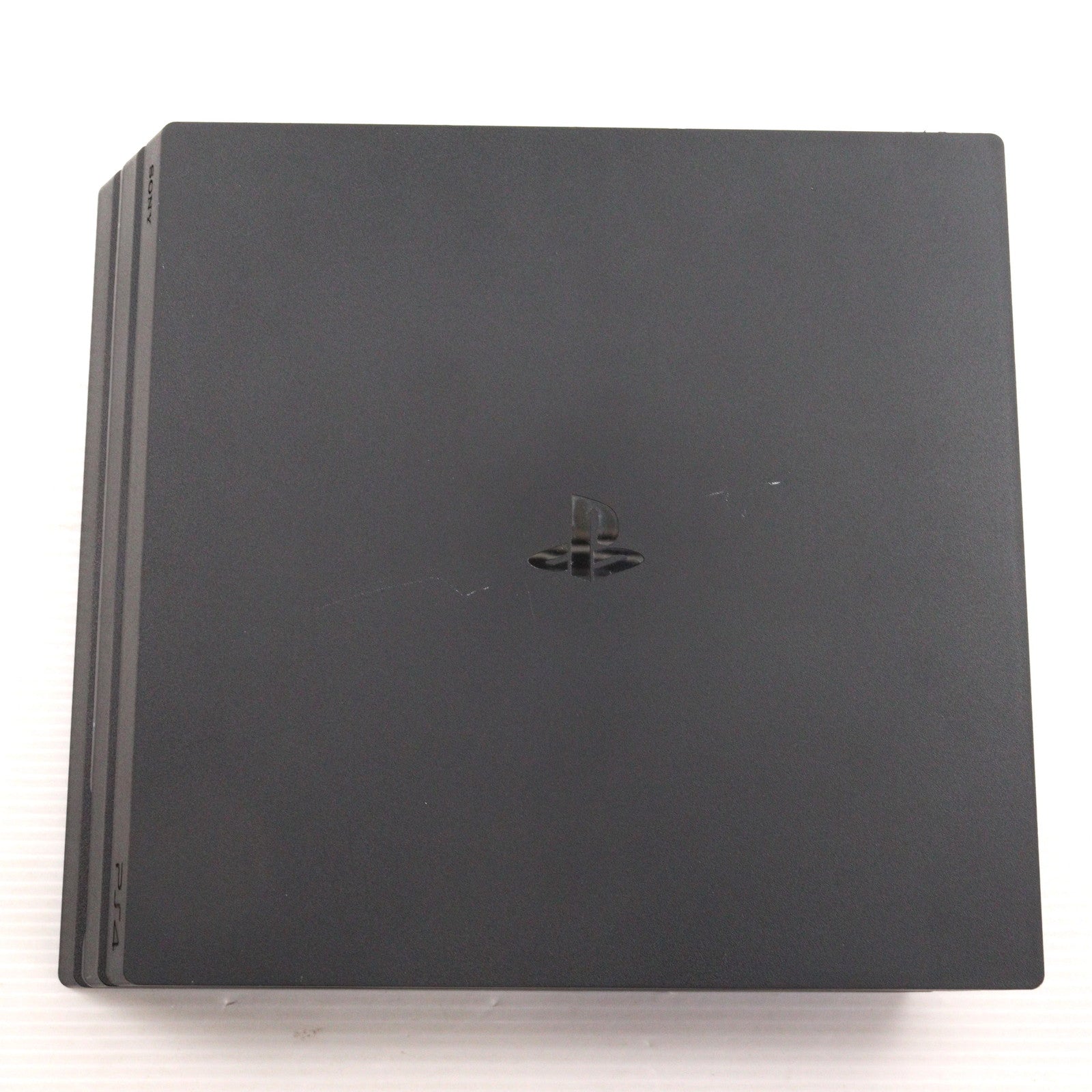 【中古即納】[PS4] (本体) PlayStation4 Pro(プレイステーション4 プロ) ジェット・ブラック 1TB SIE(CUH-7200BB01)(20181012)