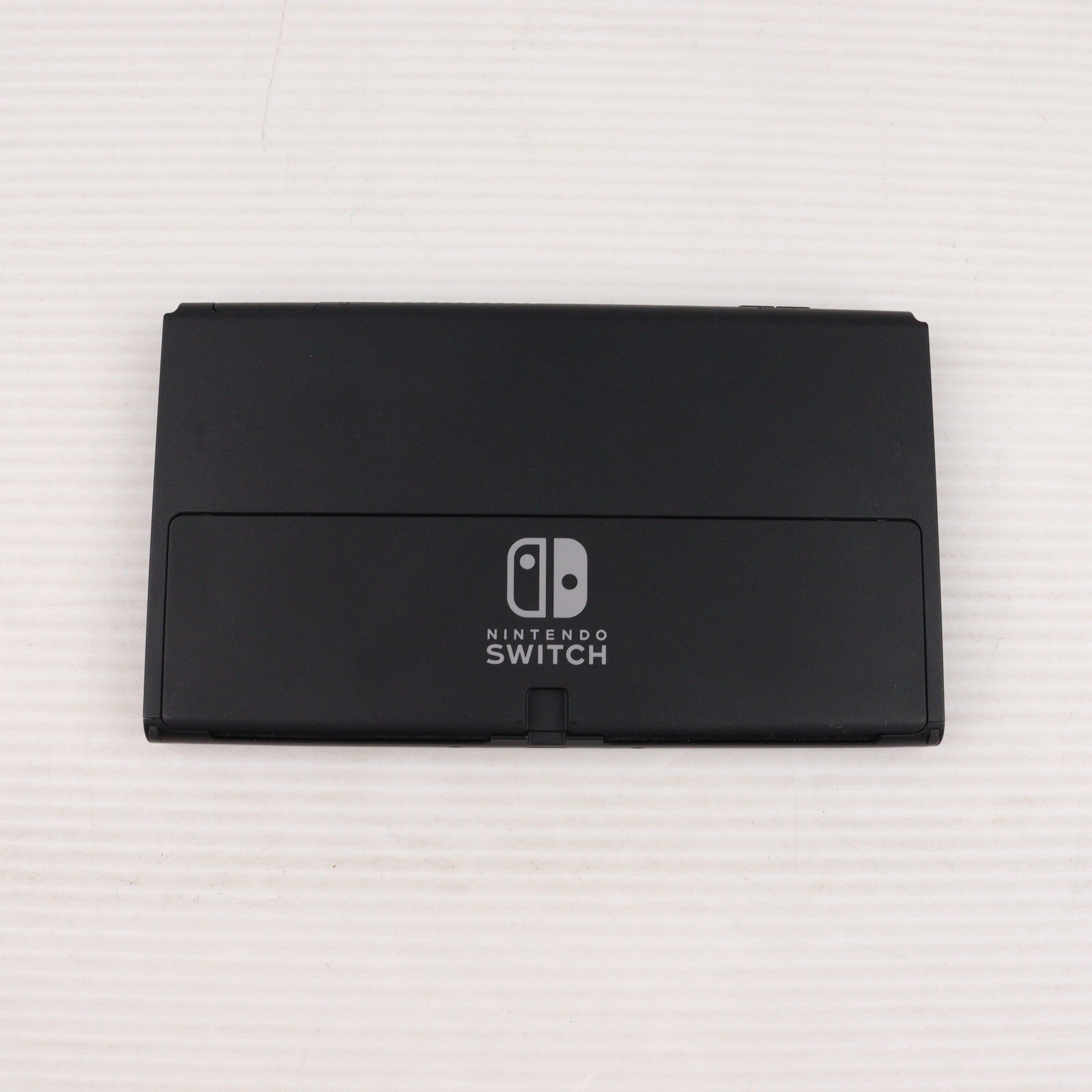 【中古即納】[Switch] (本体) Nintendo Switch(有機ELモデル) ニンテンドースイッチ Joy-Con(L)/R ホワイト 任天堂(HEG-S-KAAAA)(20211008)