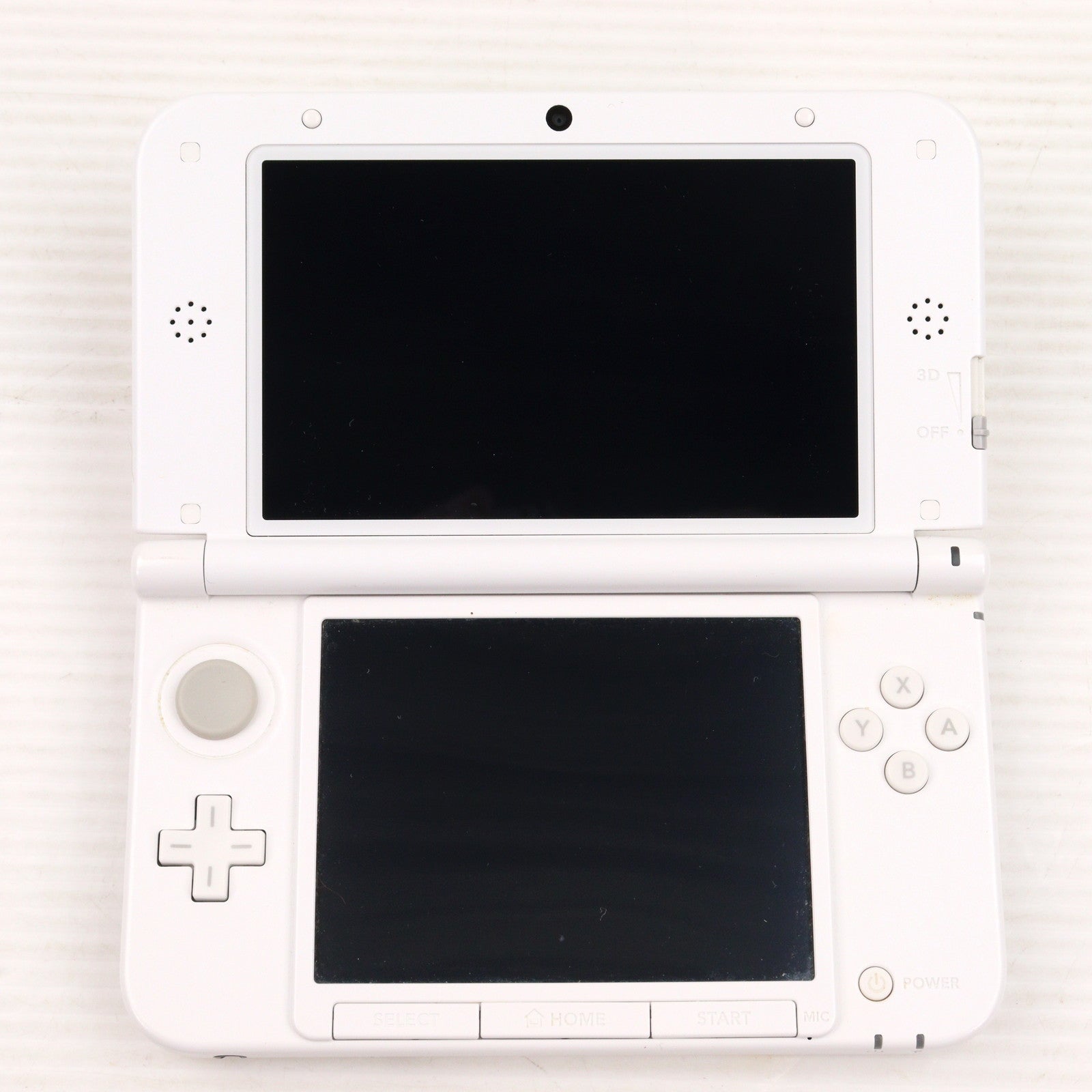 【中古即納】[3DS] (本体) とびだせ どうぶつの森パック(ニンテンドー3DS LL限定本体同梱版) 任天堂(SPR-S-WBDC)(20121108)