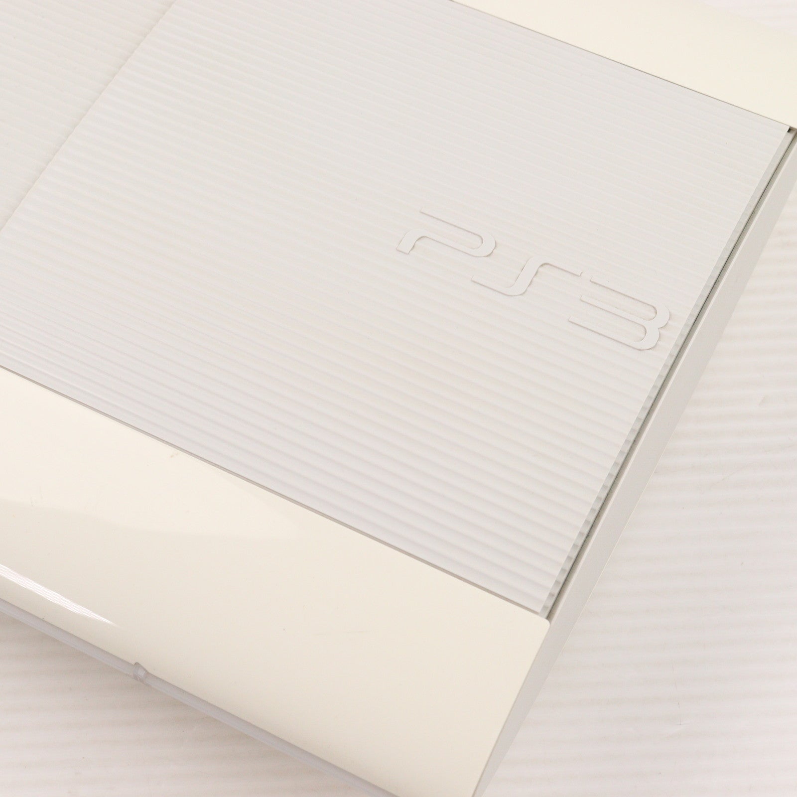 【中古即納】[PS3] (本体) PlayStation3(プレイステーション3) クラシック・ホワイト HDD250GB SCE(CECH-4200B LW)(20130831)