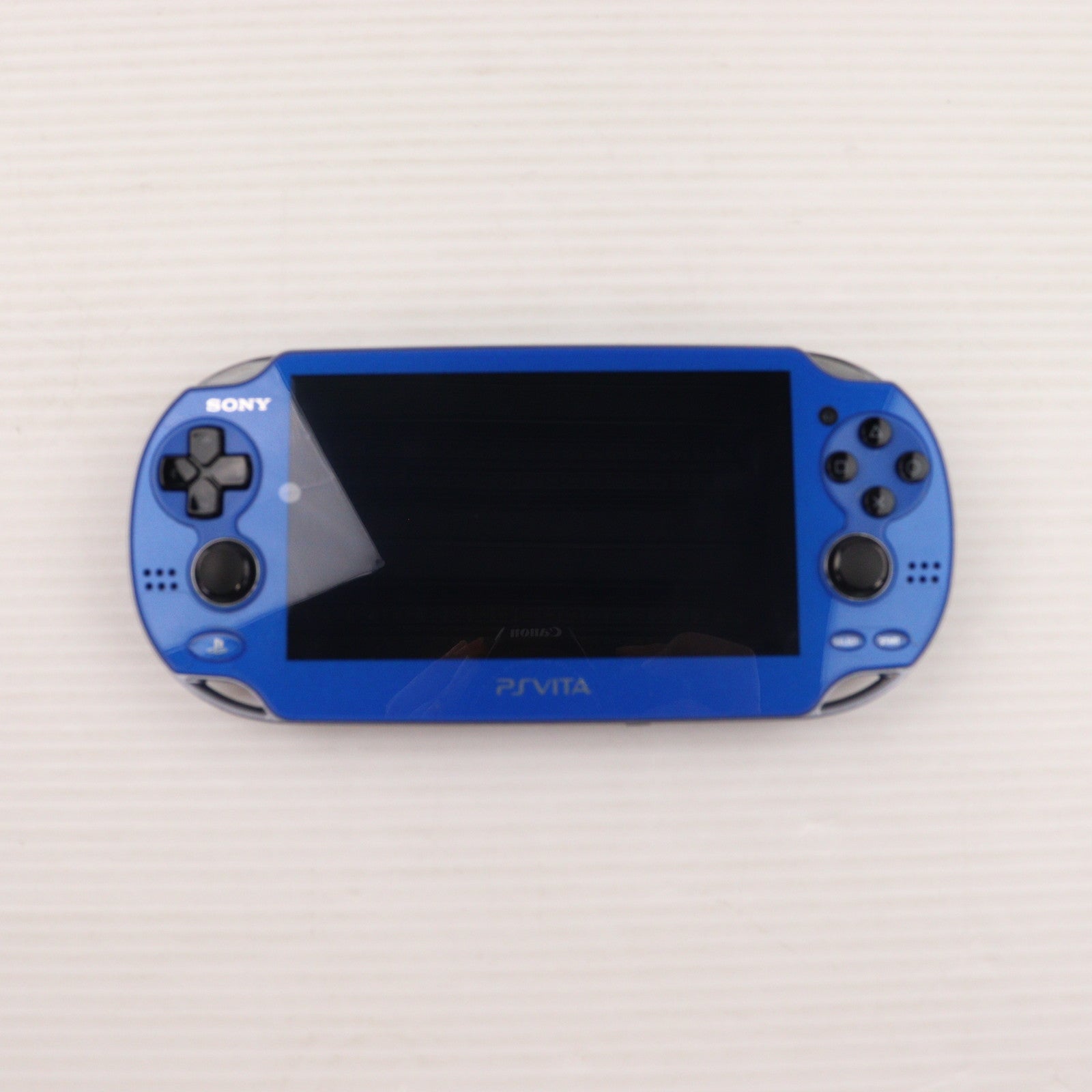 【中古即納】[PSVita] (本体) PlayStation Vita(プレイステーションVita) Wi-Fiモデル サファイア・ブルー SCE(PCH-1000ZA04)(20121115)