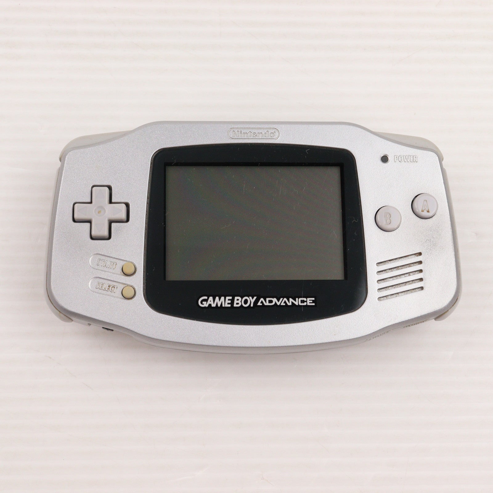 【中古即納】[GBA] (本体) GAMEBOY ADVANCE(ゲームボーイアドバンス) シルバー 任天堂(AGB-S-PLA)(20020927)