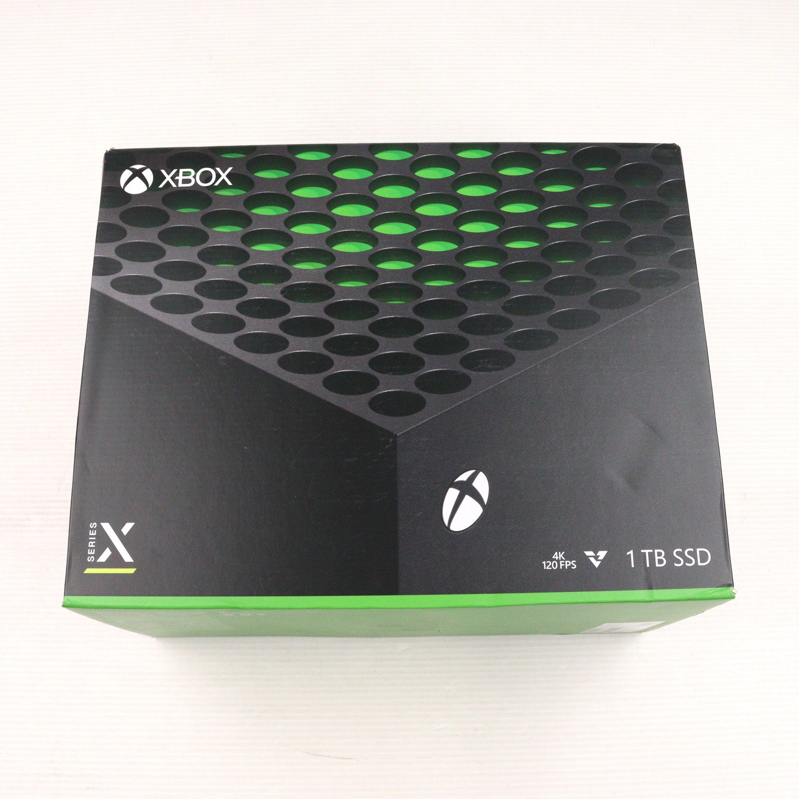 【中古即納】[XboxX/S] (本体) Xbox Series X 1TB 日本マイクロソフト(RRT-00015)(20201110)