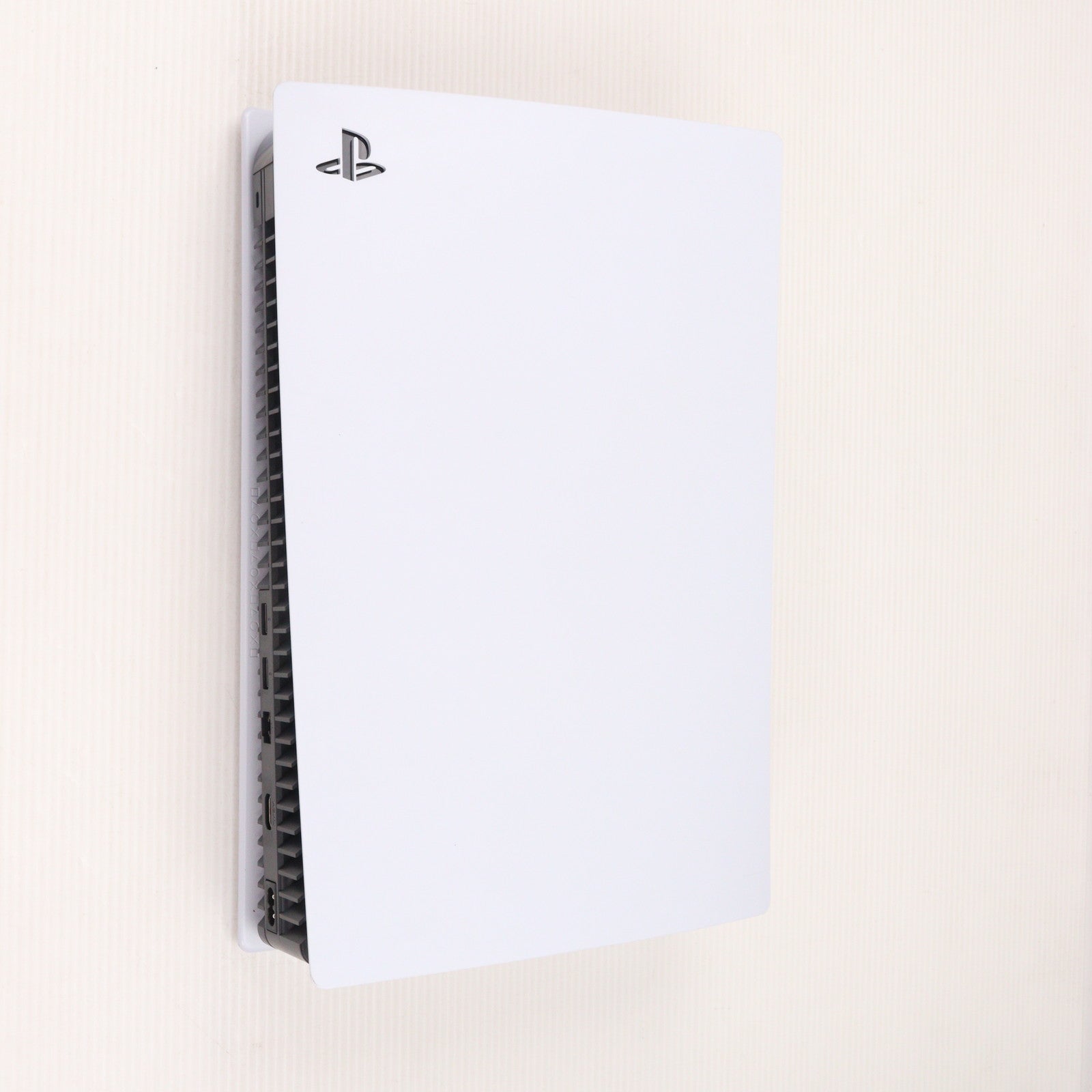 【中古即納】[PS5] (本体) PlayStation5(プレイステーション5) SIE(CFI-1000A01)(20201112)