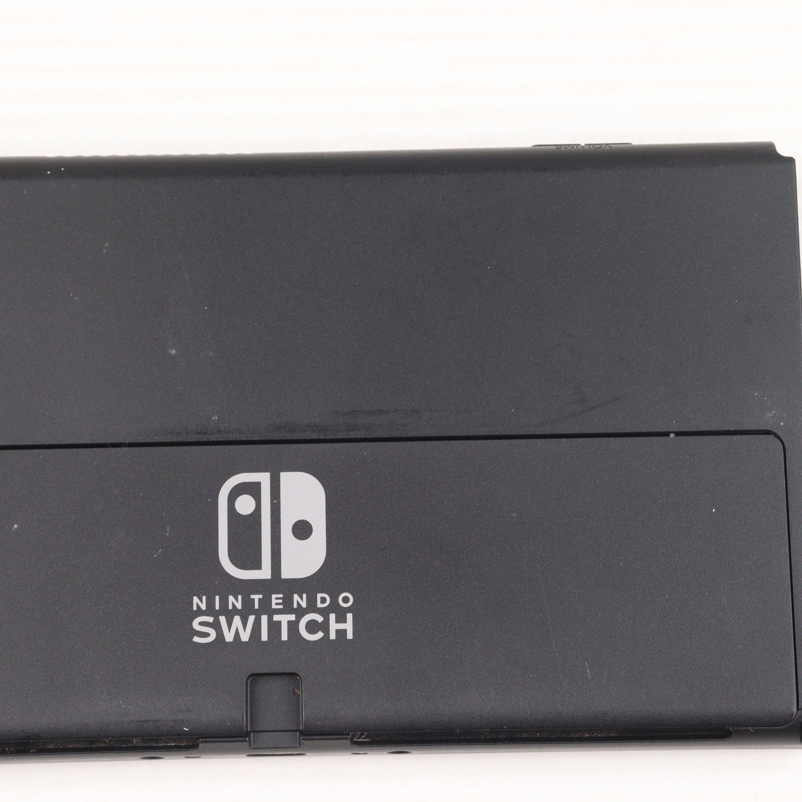 【中古即納】[Switch] (本体) Nintendo Switch(ニンテンドースイッチ) 有機ELモデル Joy-Con(L)/R ホワイト 任天堂(HEG-S-KAAAA)(20211008)