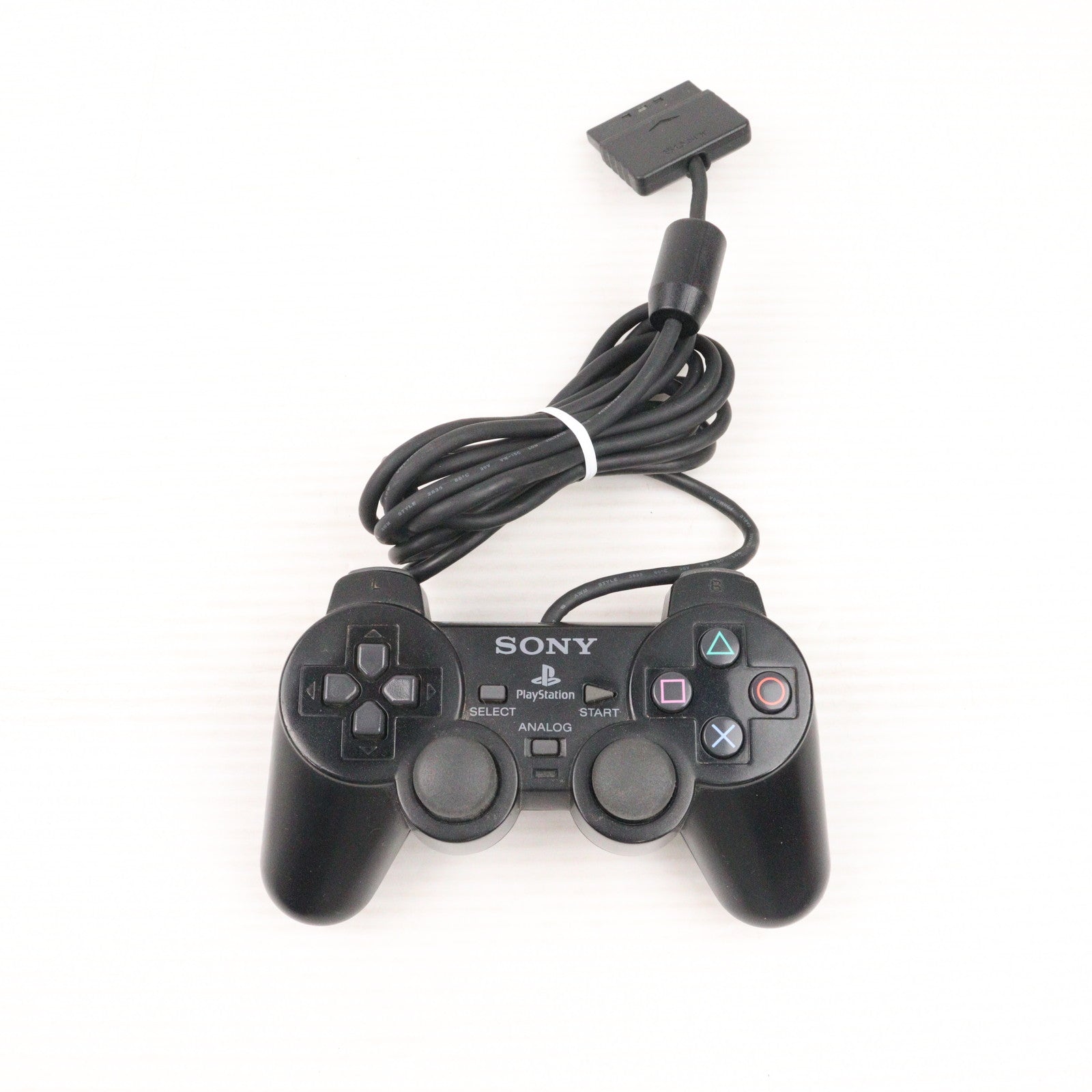 【中古即納】[PS2] (本体) PlayStation 2(プレイステーション2) セラミック・ホワイト SCE(SCPH-75000CW)(20051101)