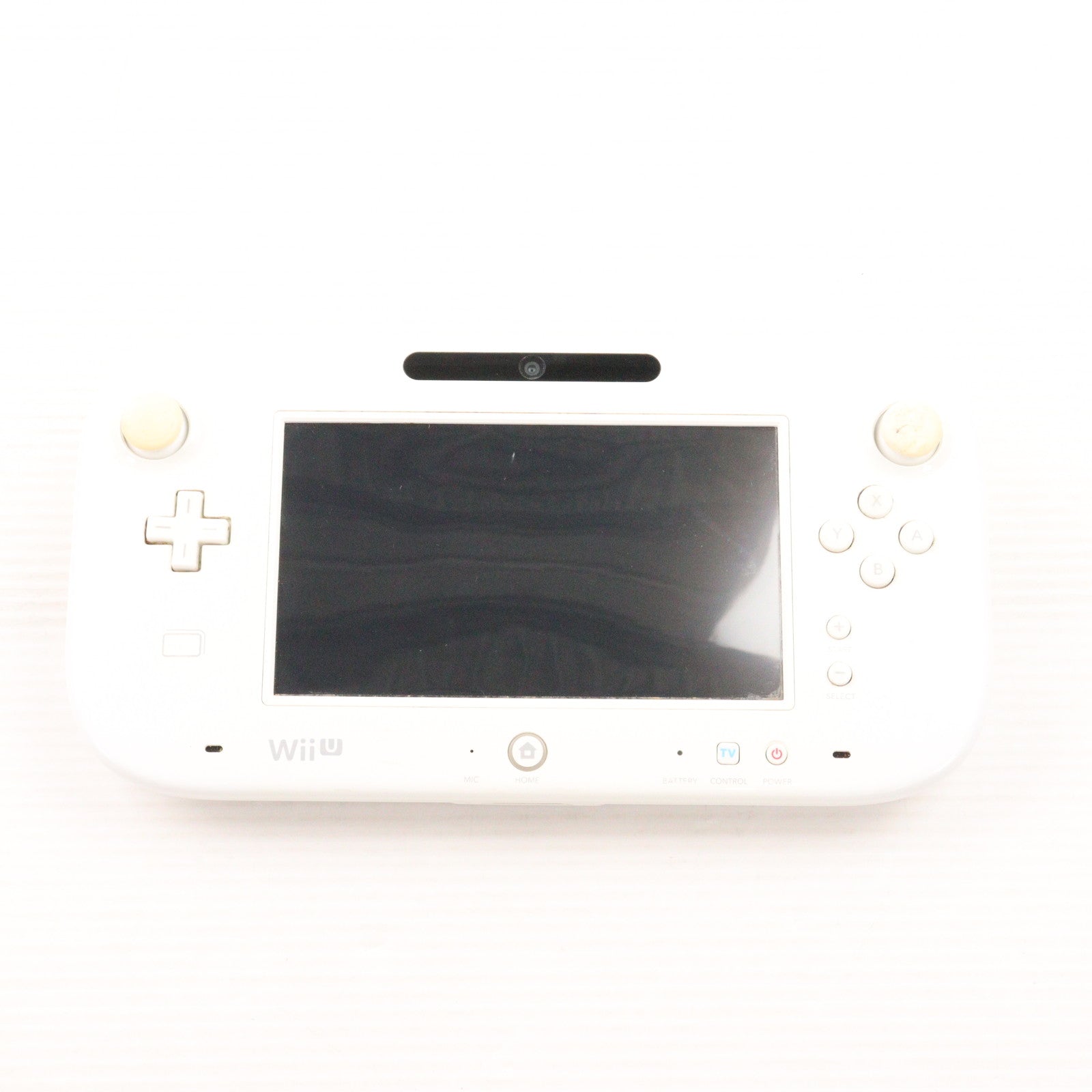 【中古即納】[WiiU] (本体) Wii U ベーシックセット 白 BASIC SET Shiro(本体メモリー8GB) 任天堂(WUP-S-WAAA)(20121208)